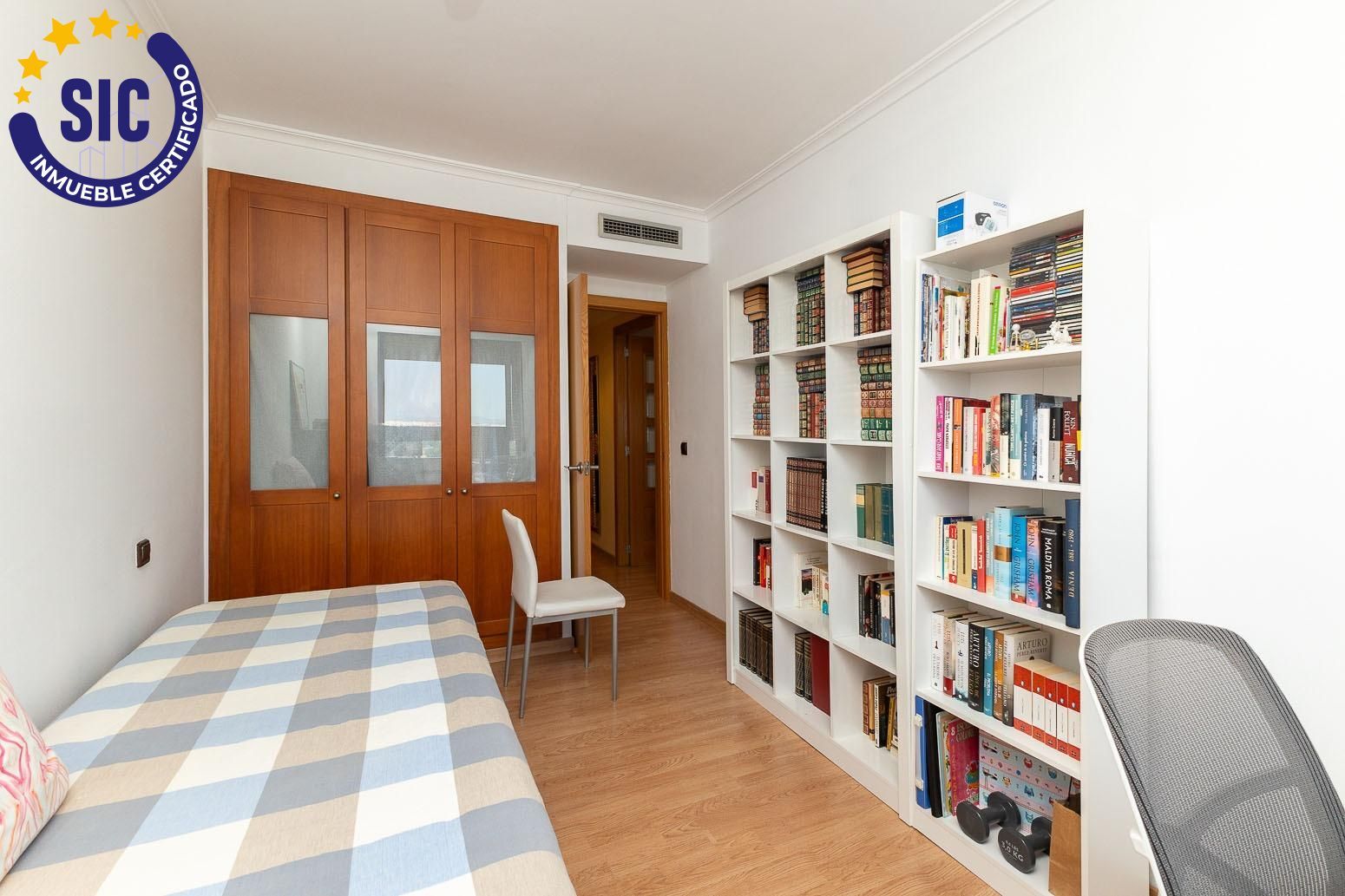 Ático en residencial premium con piscina en Mislata ? Gran terraza con vistas espectaculares