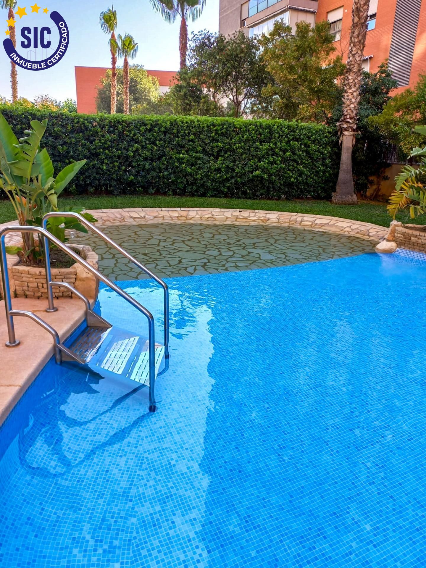 Ático en residencial premium con piscina en Mislata ? Gran terraza con vistas espectaculares