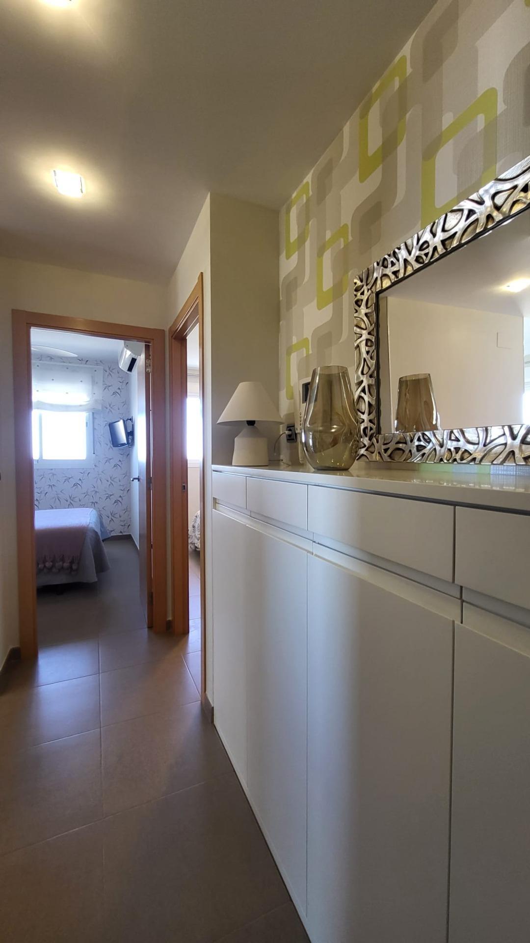 ESPECTACULAR APARTAMENTO EN PLAYA DE PILES. CERCA DEL MAR.