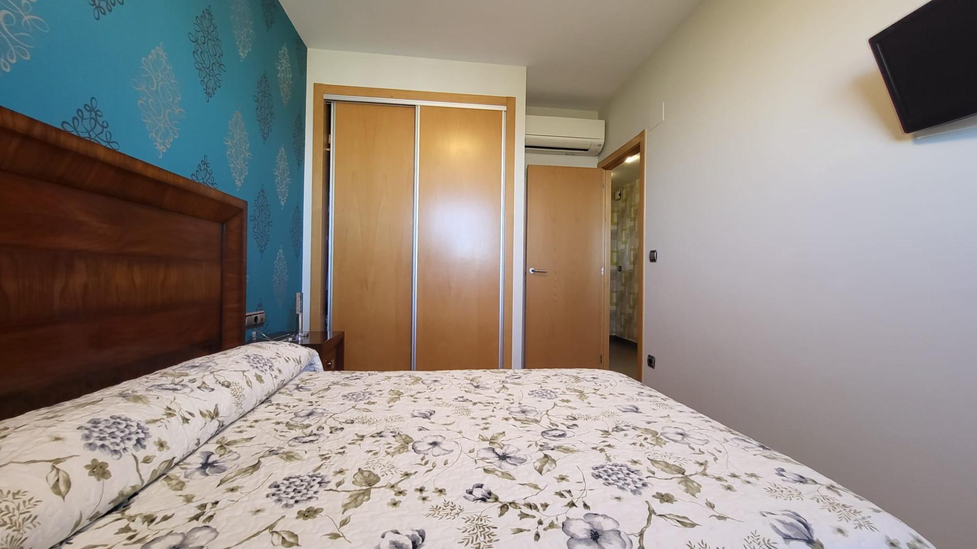 ESPECTACULAR APARTAMENTO EN PLAYA DE PILES. CERCA DEL MAR.