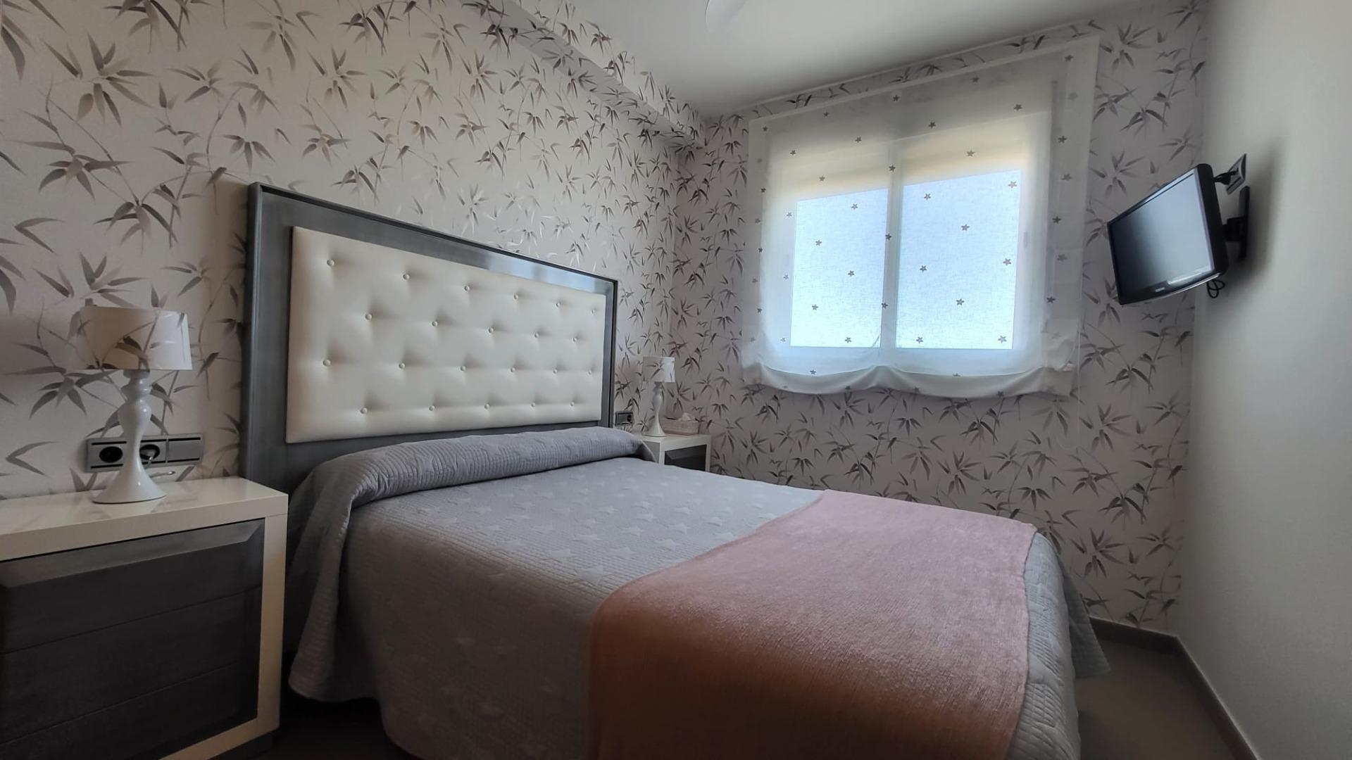 ESPECTACULAR APARTAMENTO EN PLAYA DE PILES. CERCA DEL MAR.