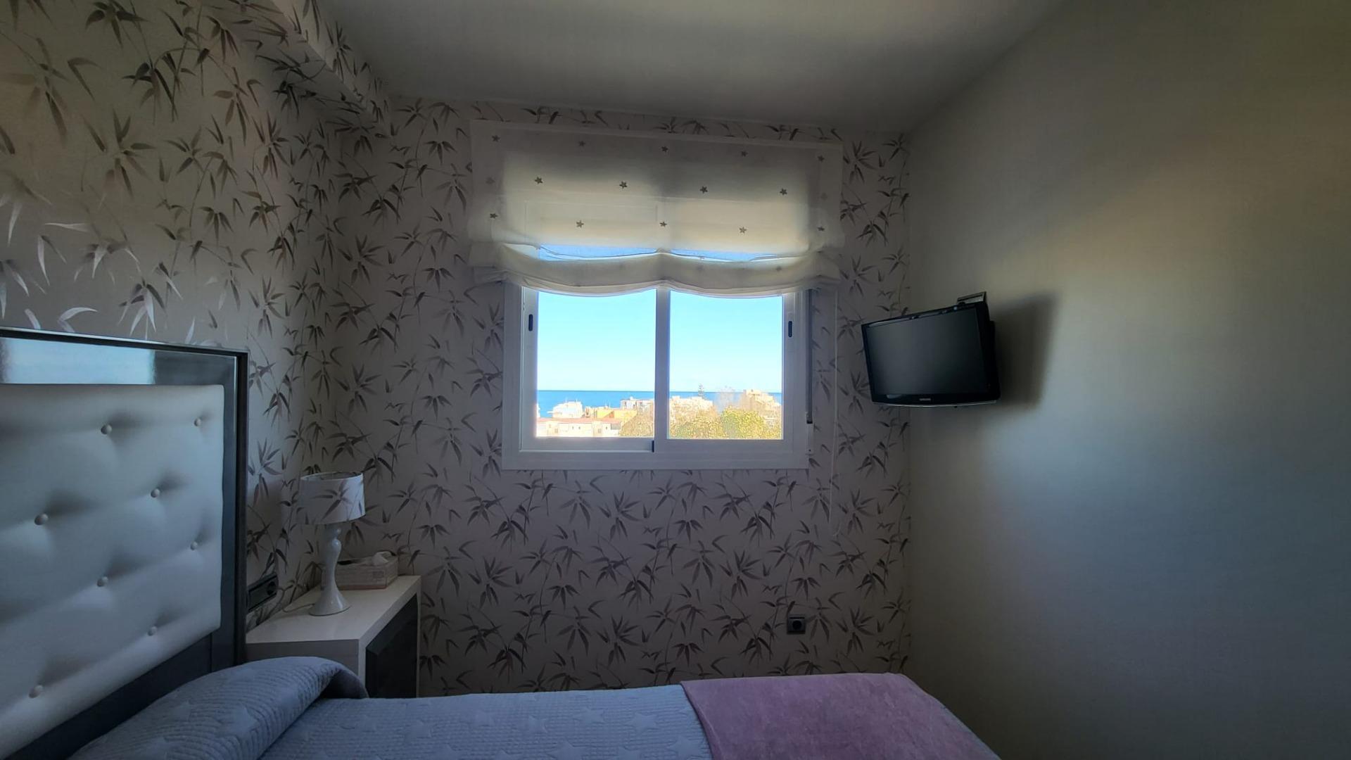 ESPECTACULAR APARTAMENTO EN PLAYA DE PILES. CERCA DEL MAR.