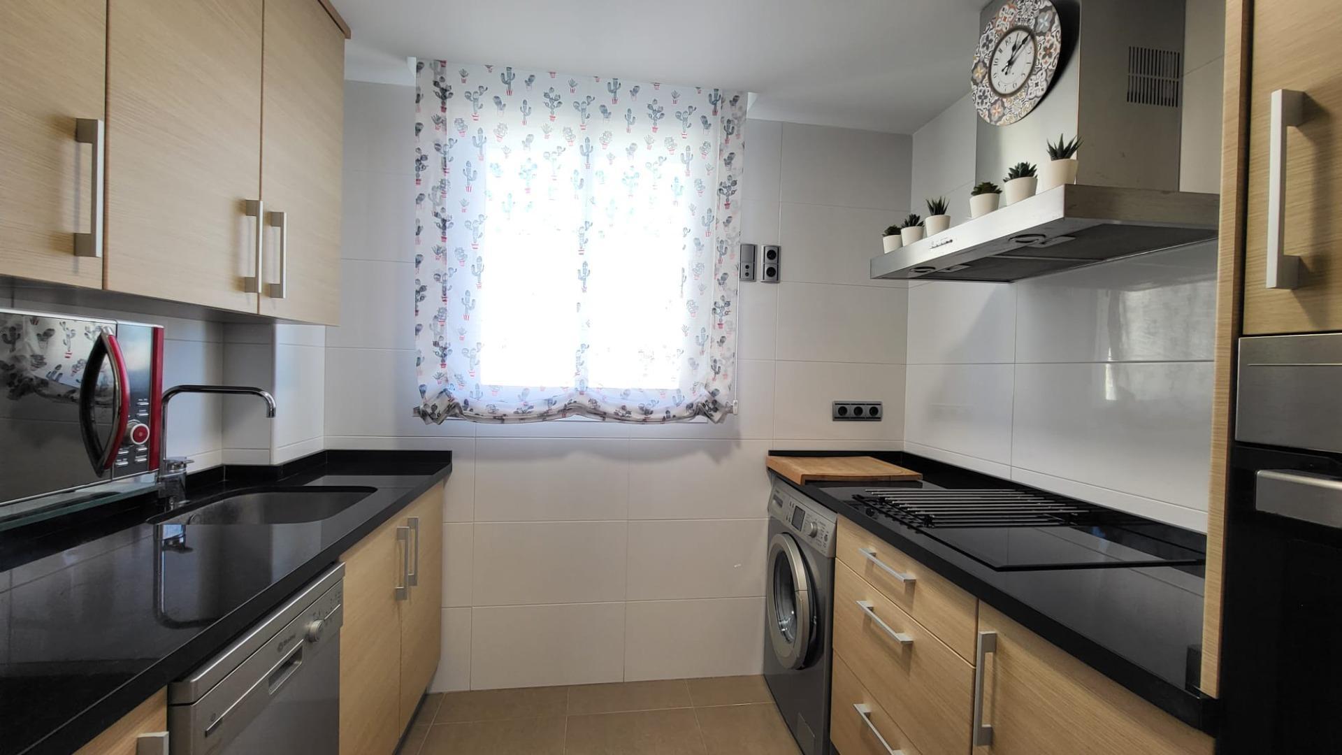 ESPECTACULAR APARTAMENTO EN PLAYA DE PILES. CERCA DEL MAR.