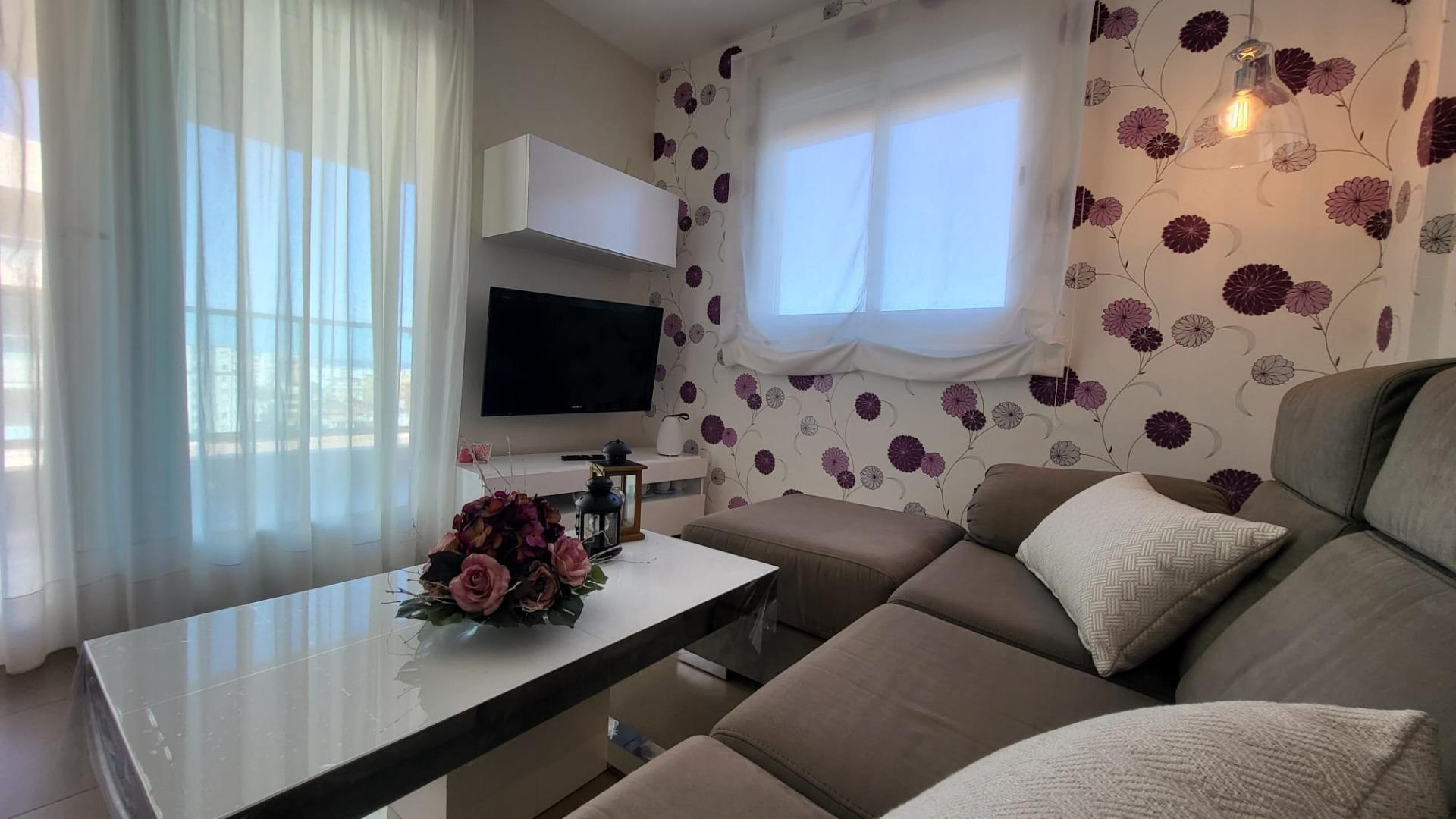 ESPECTACULAR APARTAMENTO EN PLAYA DE PILES. CERCA DEL MAR.