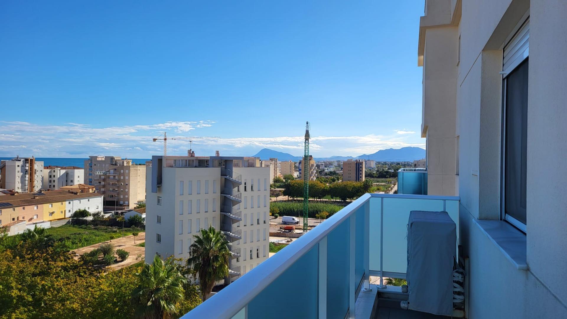 ESPECTACULAR APARTAMENTO EN PLAYA DE PILES. CERCA DEL MAR.