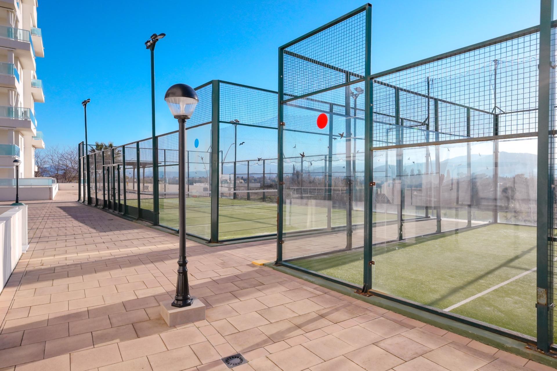 ESPECTACULAR APARTAMENTO EN PLAYA DE PILES. CERCA DEL MAR.