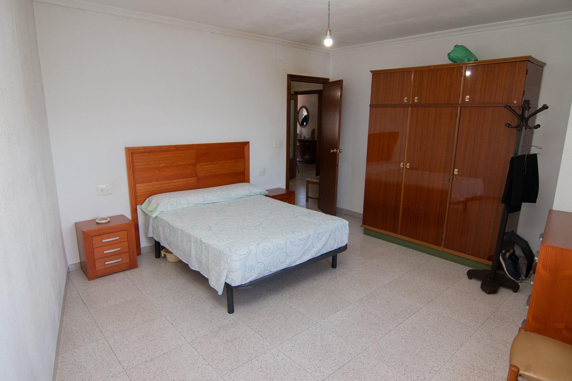 Fabulosa Casa de Pueblo en Entorno Idílico, en Benialfaqui.