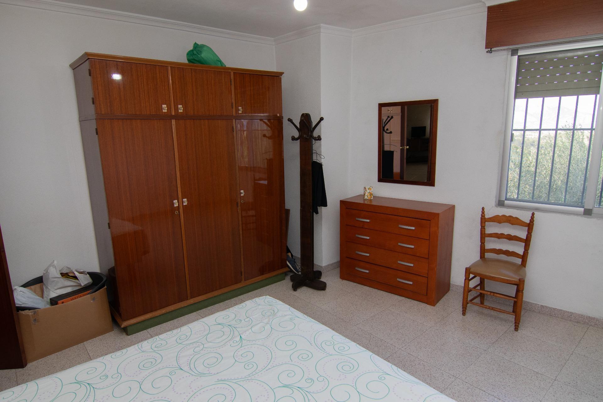 Fabulosa Casa de Pueblo en Entorno Idílico, en Benialfaqui.