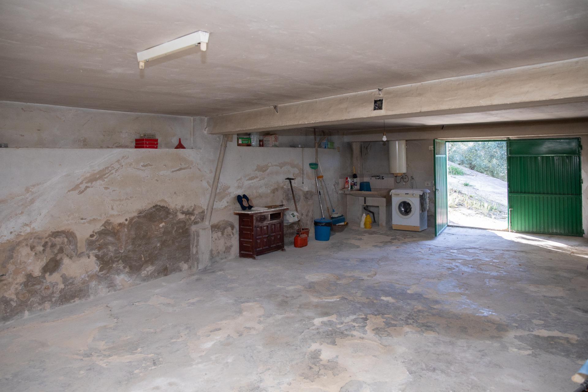 Fabulosa Casa de Pueblo en Entorno Idílico, en Benialfaqui.