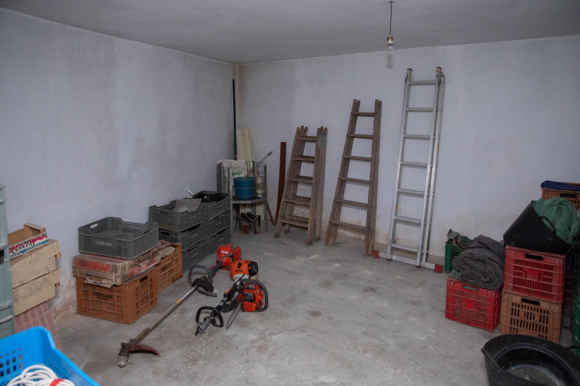 Fabulosa Casa de Pueblo en Entorno Idílico, en Benialfaqui.