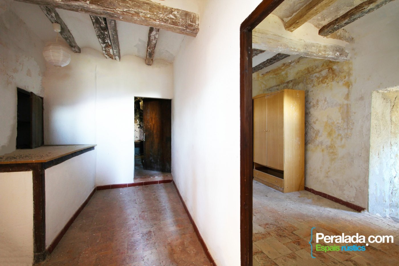 Imponente y robusta Masía más anexo, pajar, corrales y otras edificaciones en la Alta Garrotxa