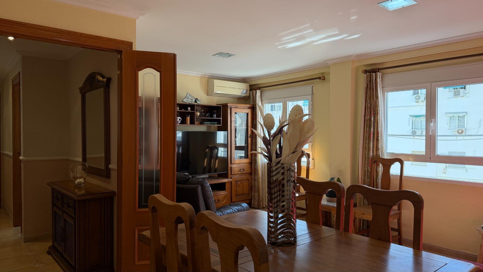 ? Luminosidad y Encanto en Monteolivete: Su Nuevo Hogar