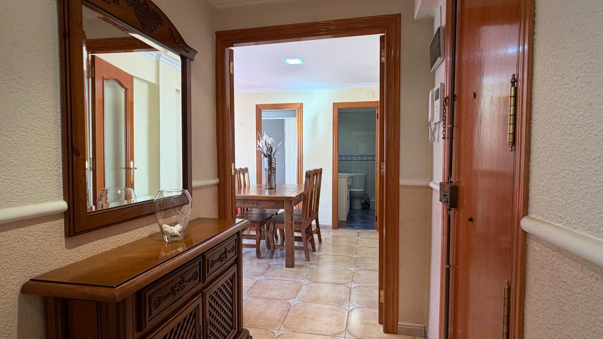 ? Luminosidad y Encanto en Monteolivete: Su Nuevo Hogar