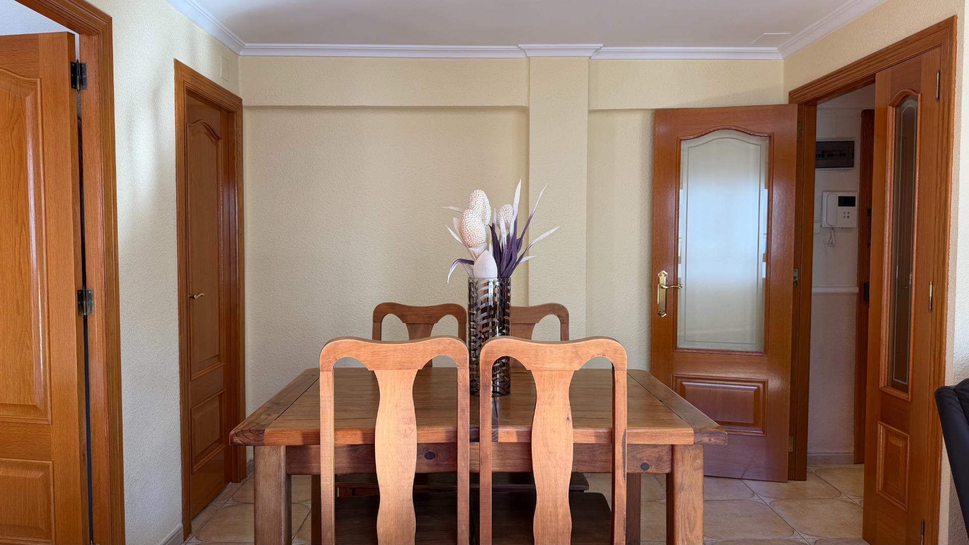 ? Luminosidad y Encanto en Monteolivete: Su Nuevo Hogar