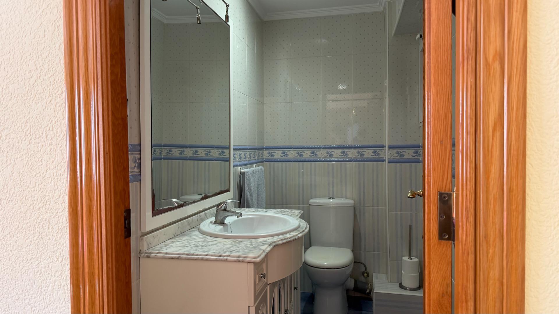 ? Luminosidad y Encanto en Monteolivete: Su Nuevo Hogar