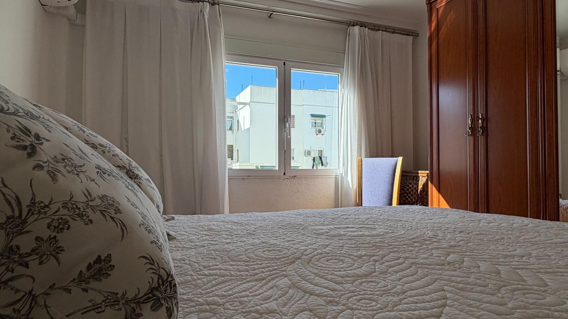 ? Luminosidad y Encanto en Monteolivete: Su Nuevo Hogar