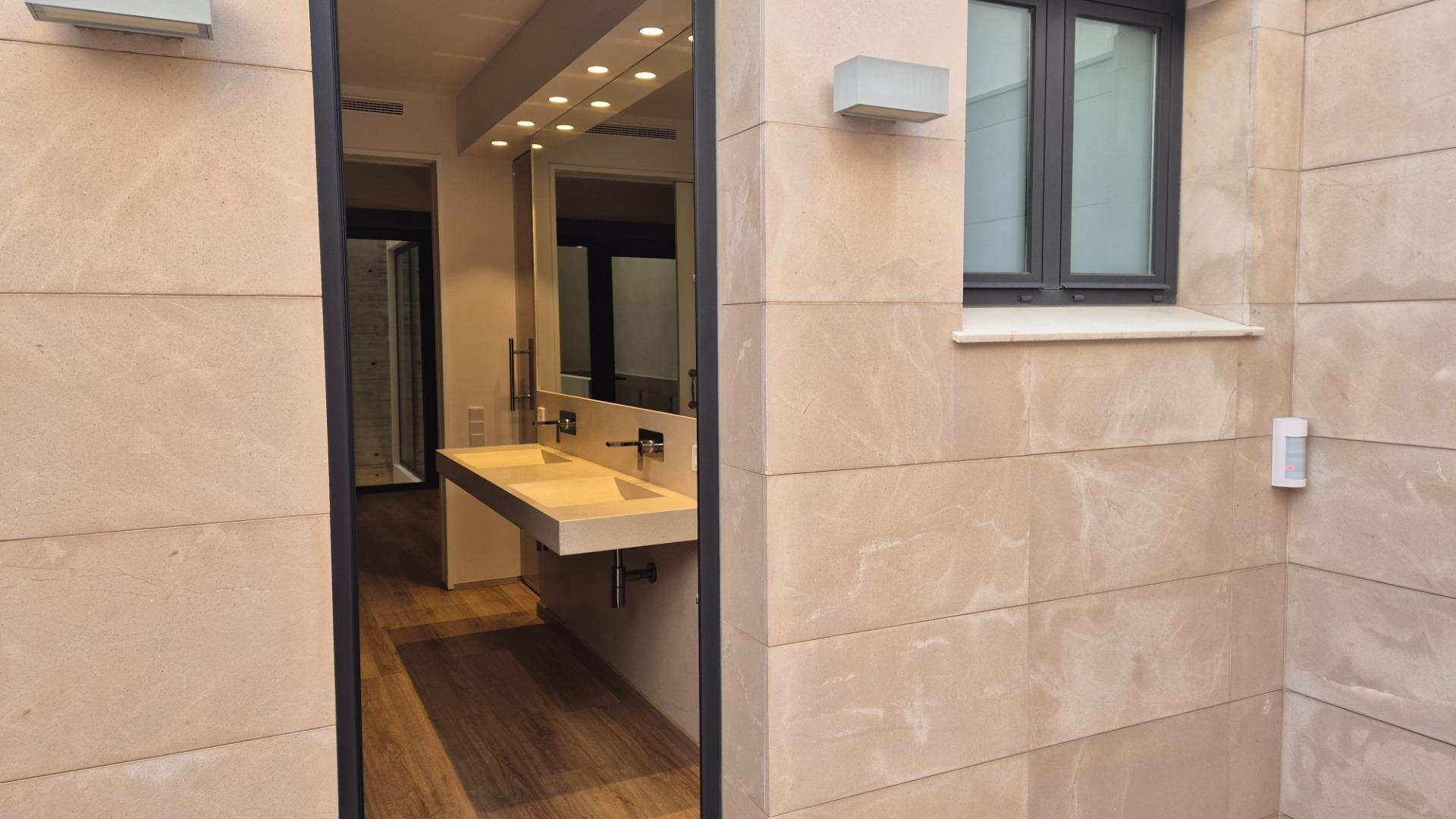 Lujo, Diseño y Confort en el Corazón de Silla