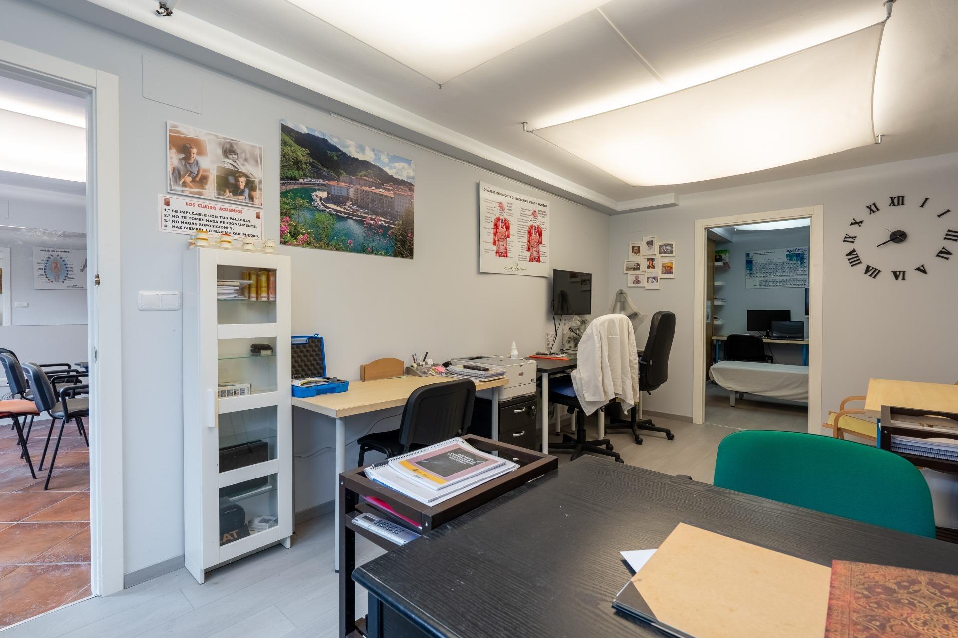 Local con acceso peatonal,  con múltiples posibilidades en Ondarroa