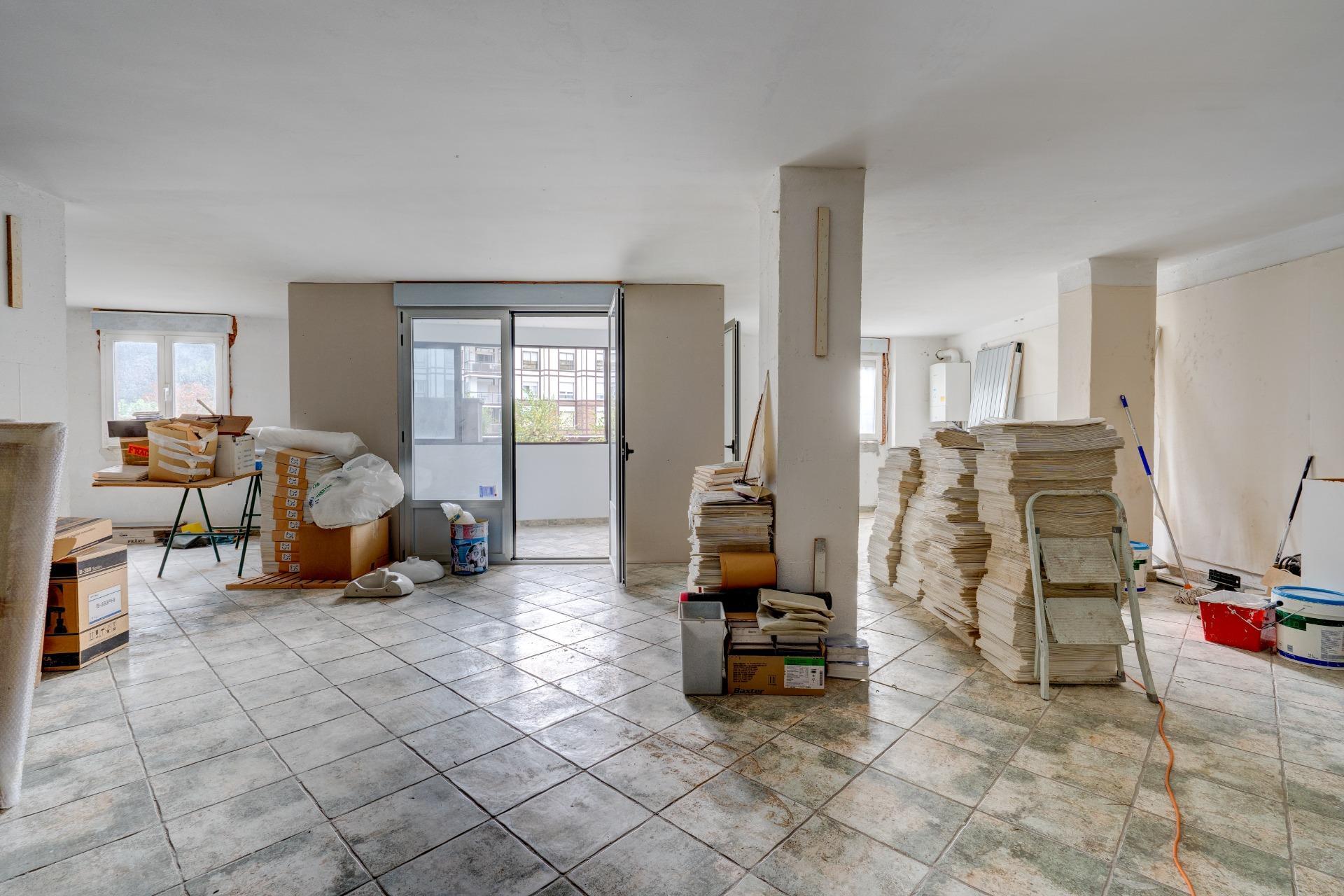 Local con acceso peatonal,  con múltiples posibilidades en Ondarroa