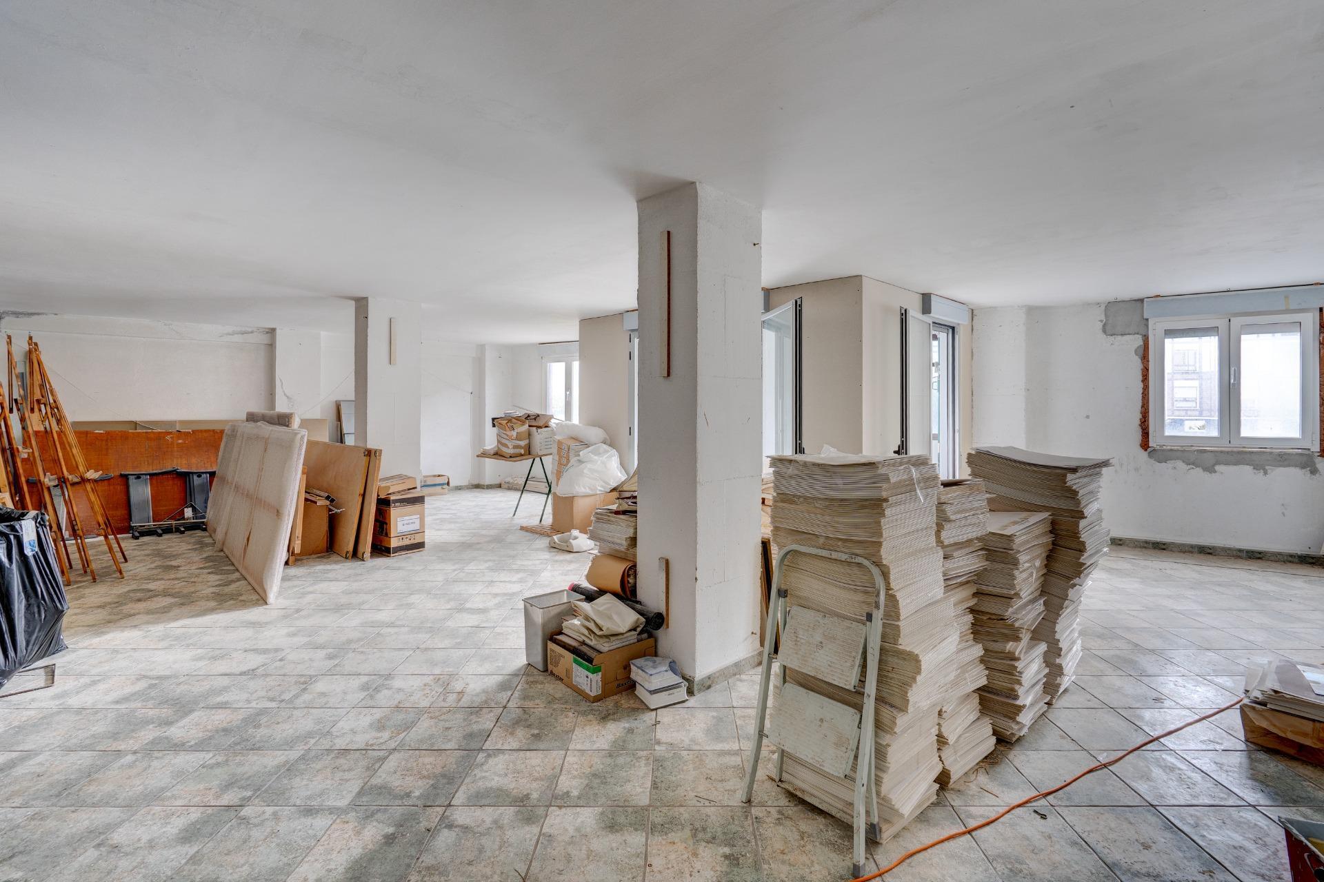 Local con acceso peatonal,  con múltiples posibilidades en Ondarroa