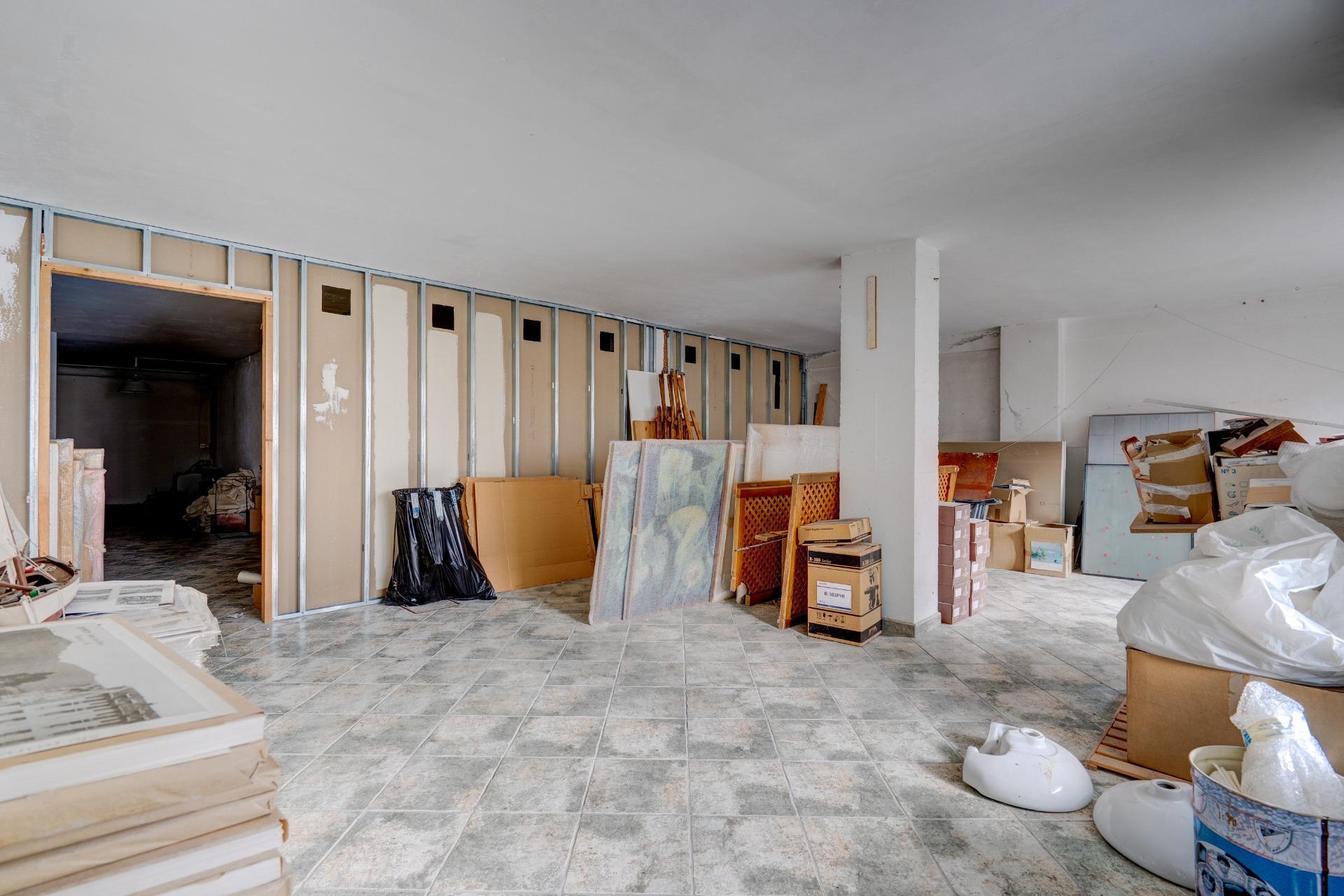 Local con acceso peatonal,  con múltiples posibilidades en Ondarroa