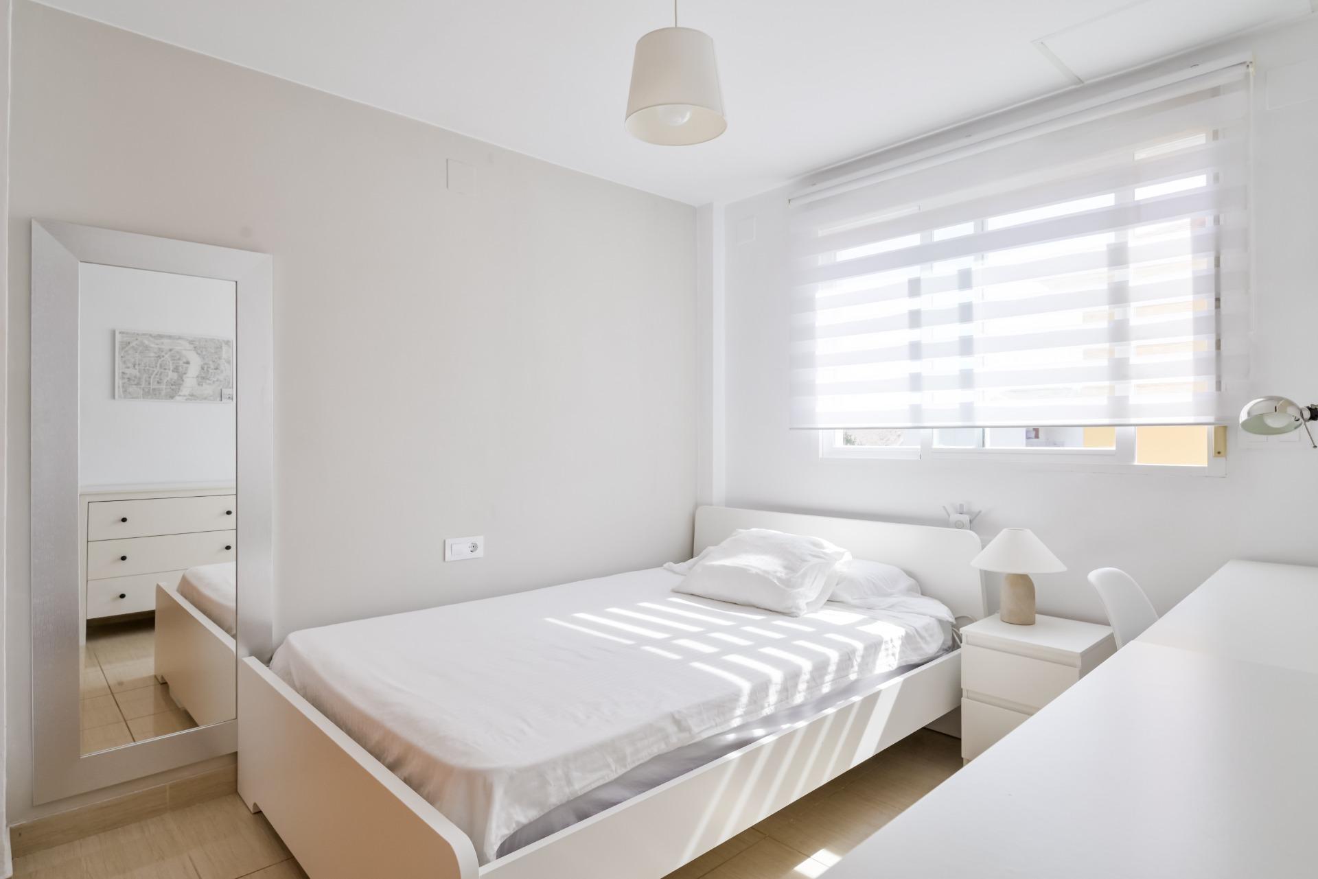 BONITA CASA UNIFAMILIAR CON PISCINA,  A 600 MTS. DEL MAR, PLAYA DE DAIMUS (VALENCIA)