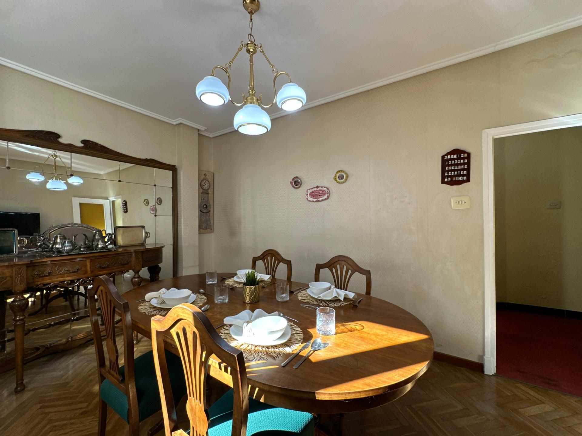 PISO EN CALLE ALMAGRO CON PASEO PAMPLONA