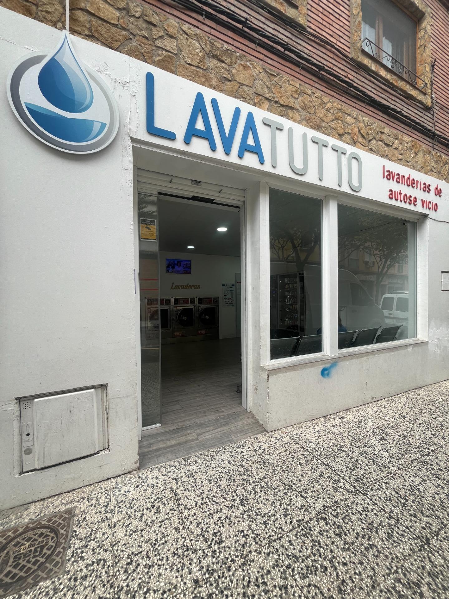 OPORTUNIDAD DE CHALET Y SI DESEAS CON NEGOCIO!!!