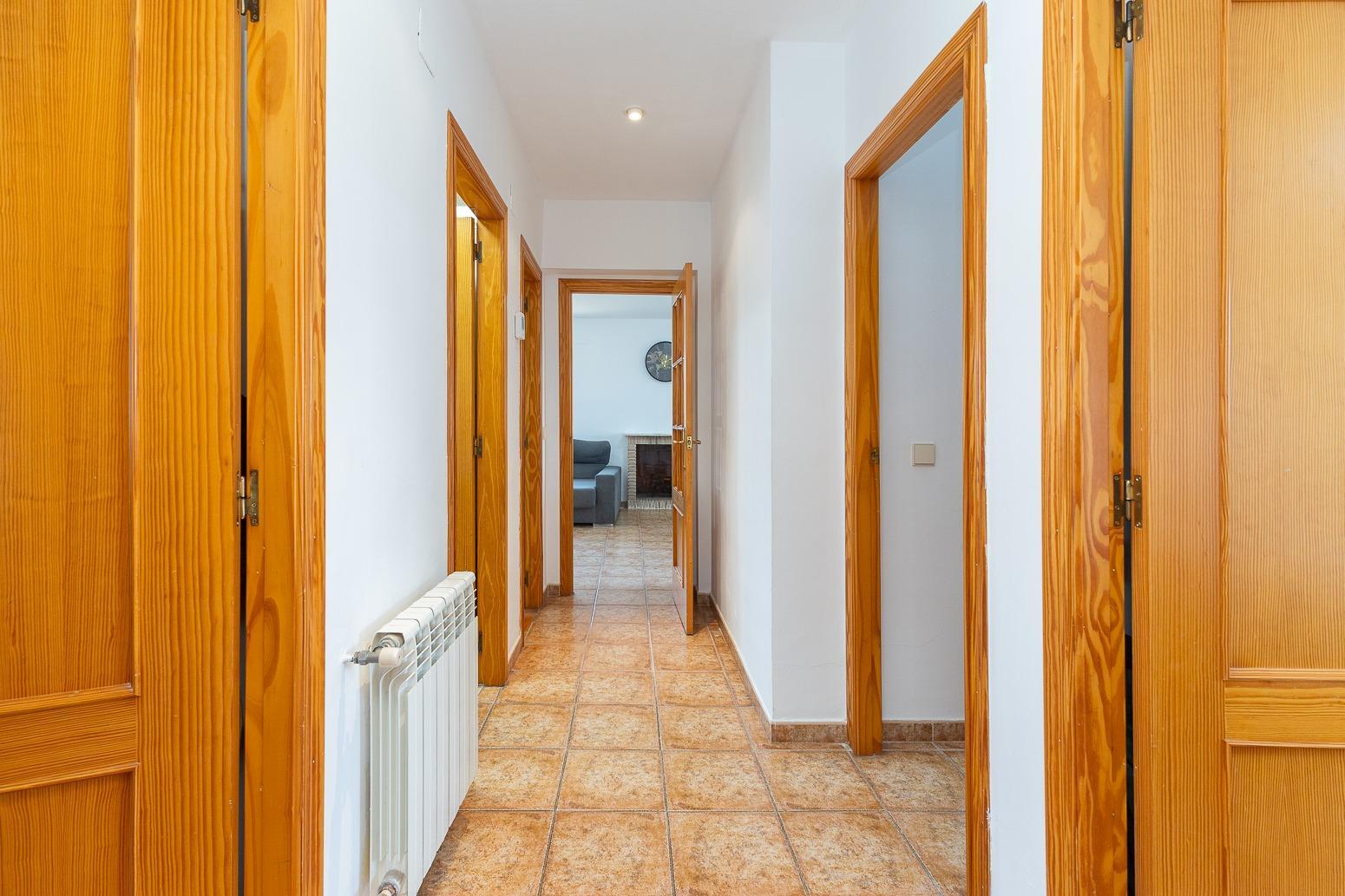 Venta Chalet independiente en La Pobla de Vallbona (Valencia)