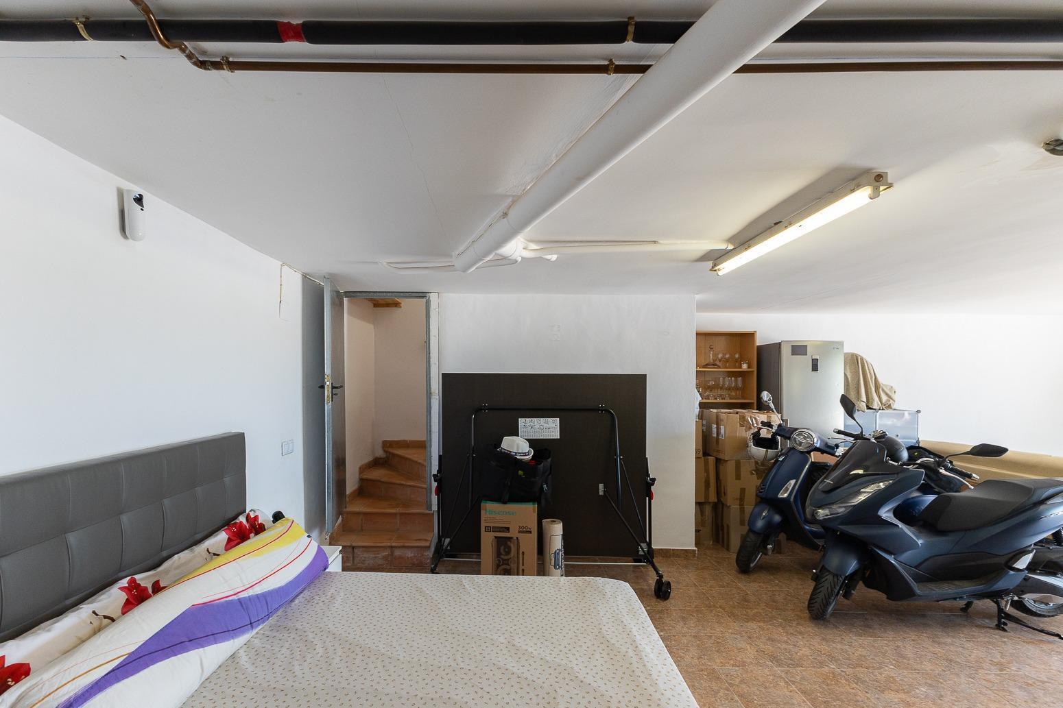 Venta Chalet independiente en La Pobla de Vallbona (Valencia)