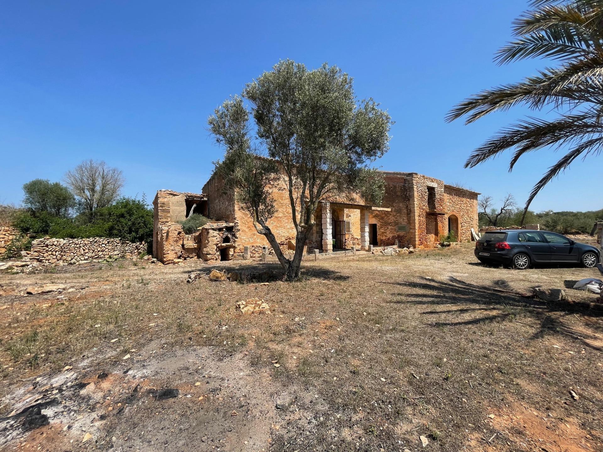 FINCA RUSTICA EN CALA PI