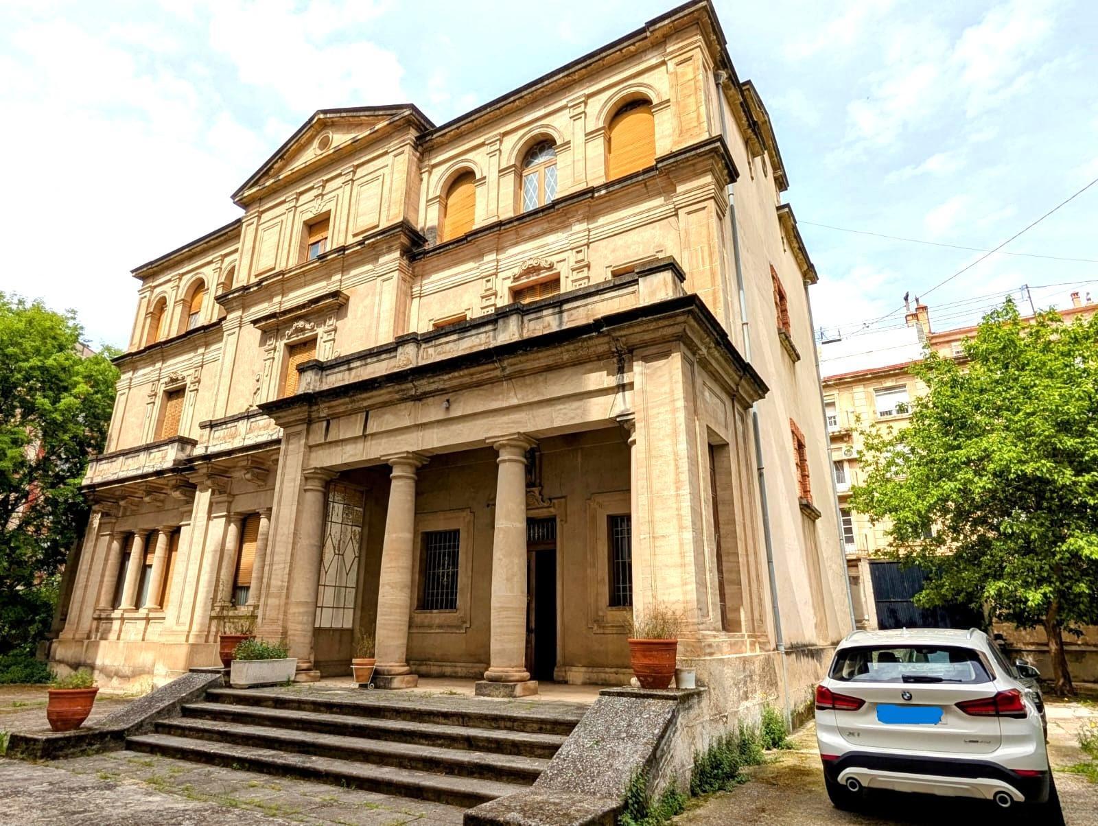 Palacete en venta para nueva delegación de Empresas en Alcoy