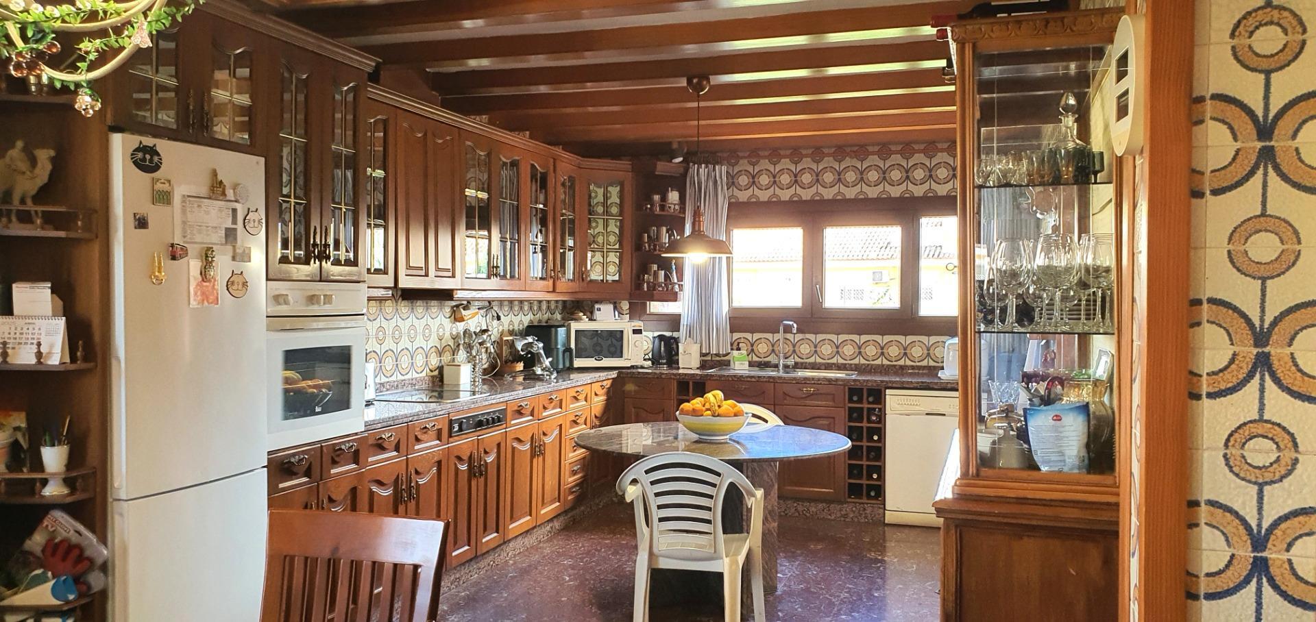 Magnífico chalet independiente en venta en La Font con parcela de 2812 metros