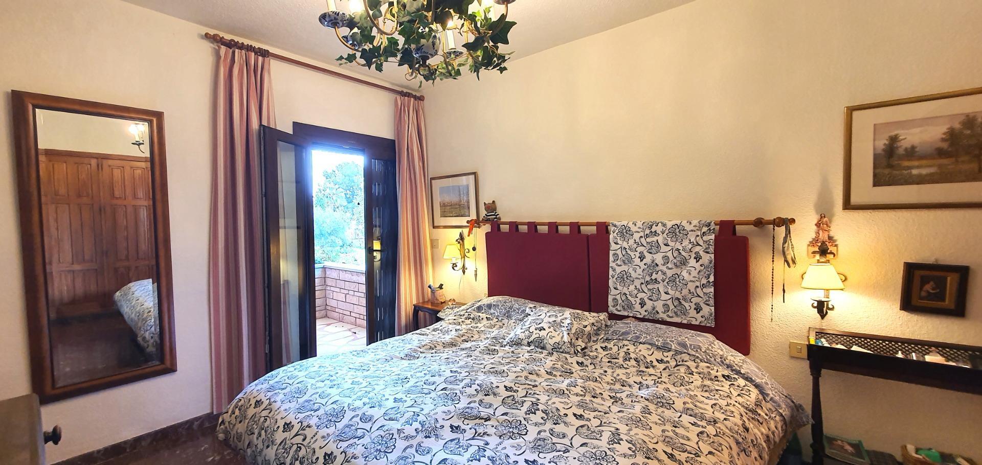 Magnífico chalet independiente en venta en La Font con parcela de 2812 metros