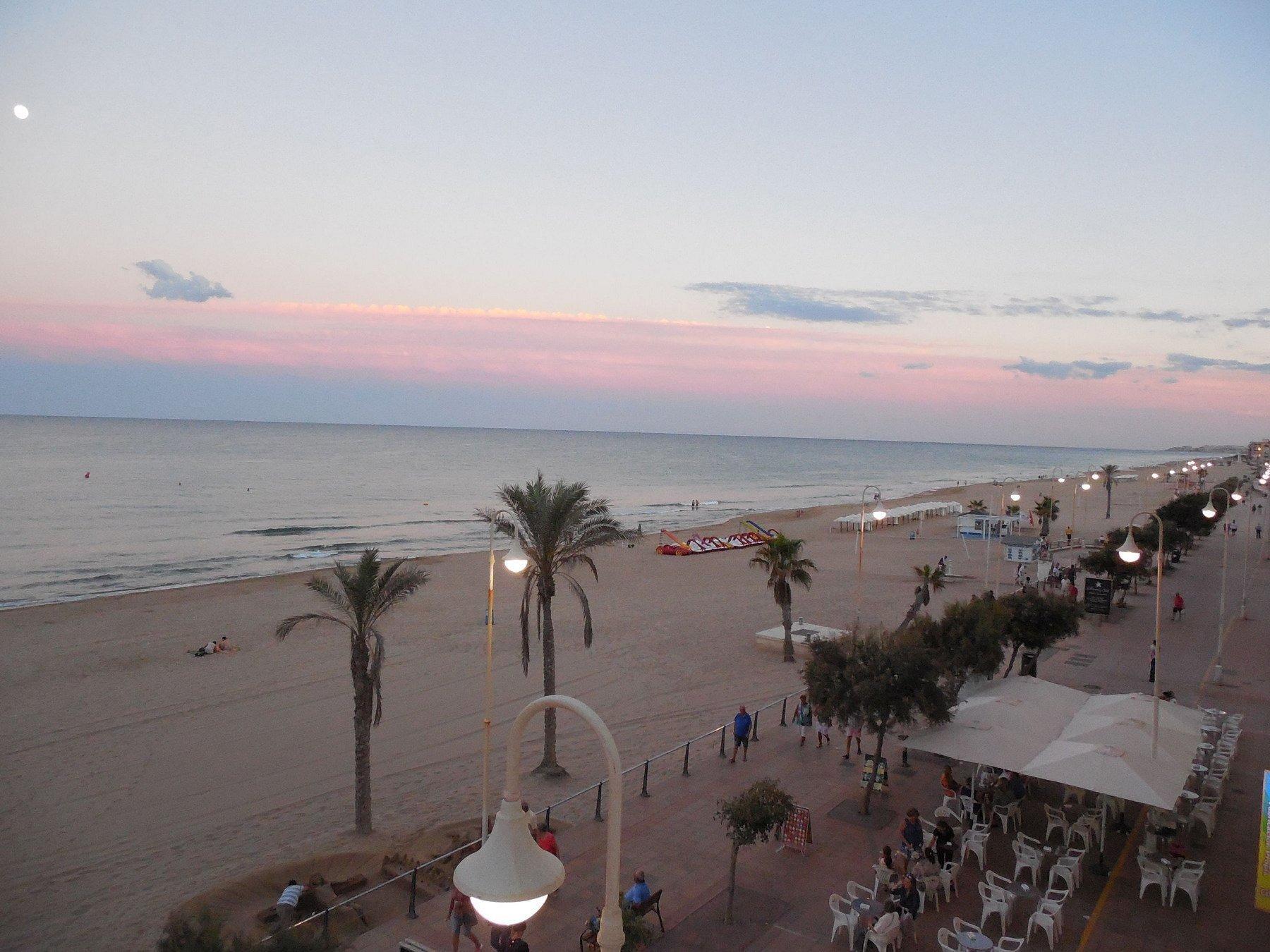 PISO RECIÉN REFORMADO EN EL CENTRO DE GUARDAMAR