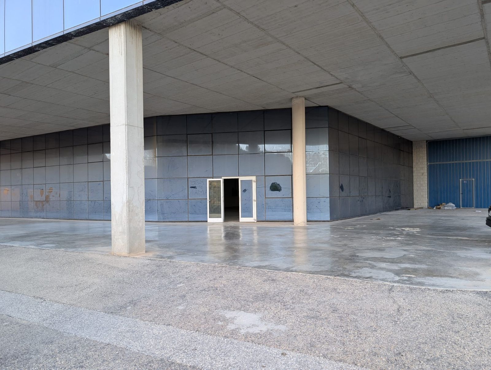 Nave Industrial en Jijona, junto al Museo del Turrón.