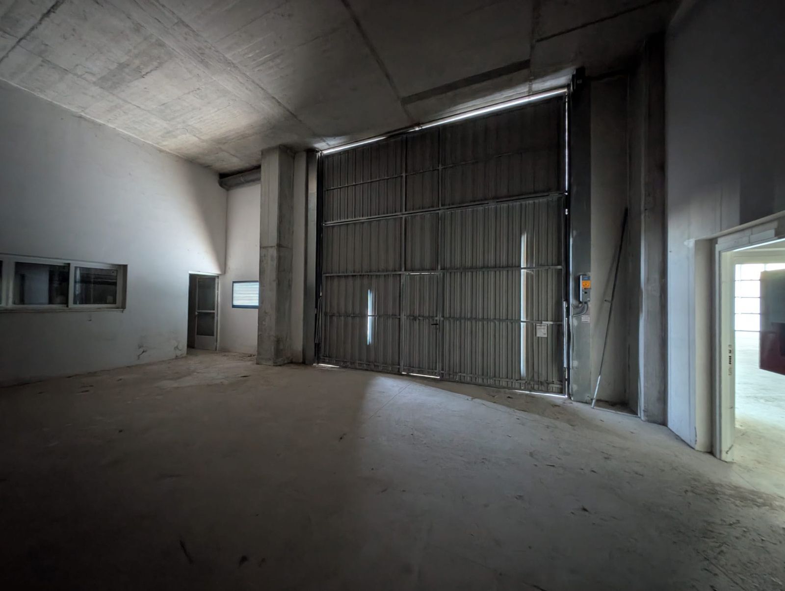 Nave Industrial en Jijona, junto al Museo del Turrón.