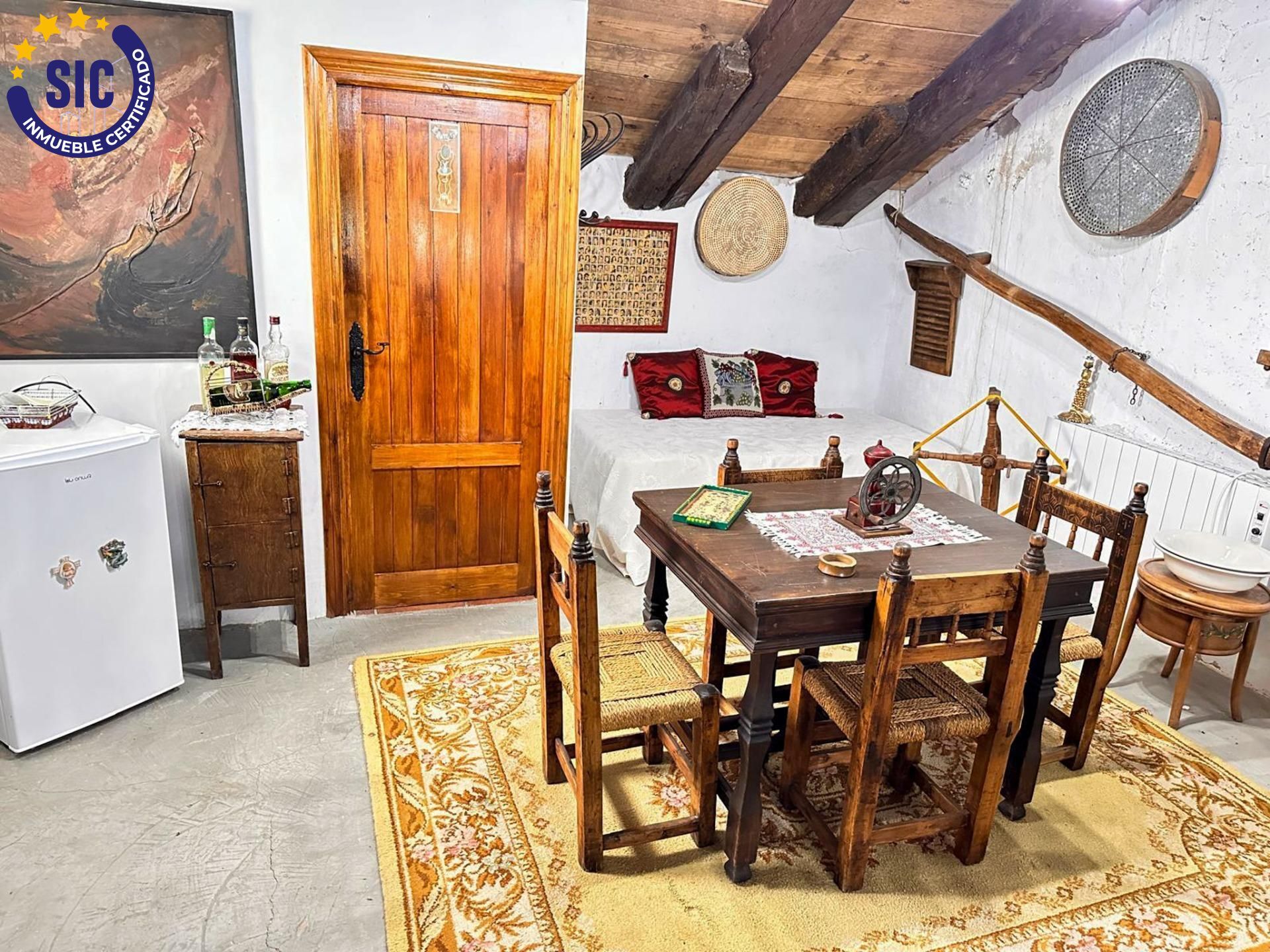 Encanto rústico con alma: acogedora casa reformada lista para entrar a vivir.