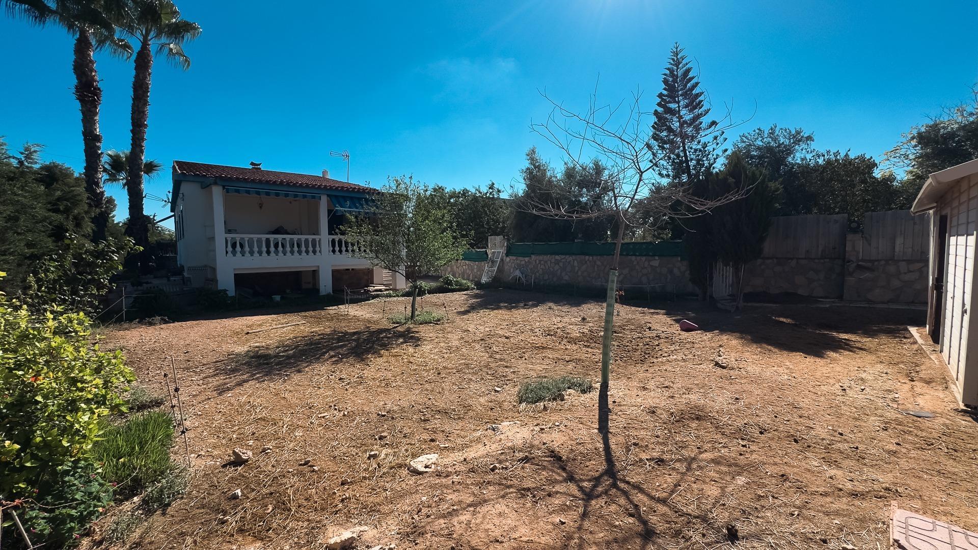 Chalet Espacioso en San Vicente del Raspeig - Oportunidad Única