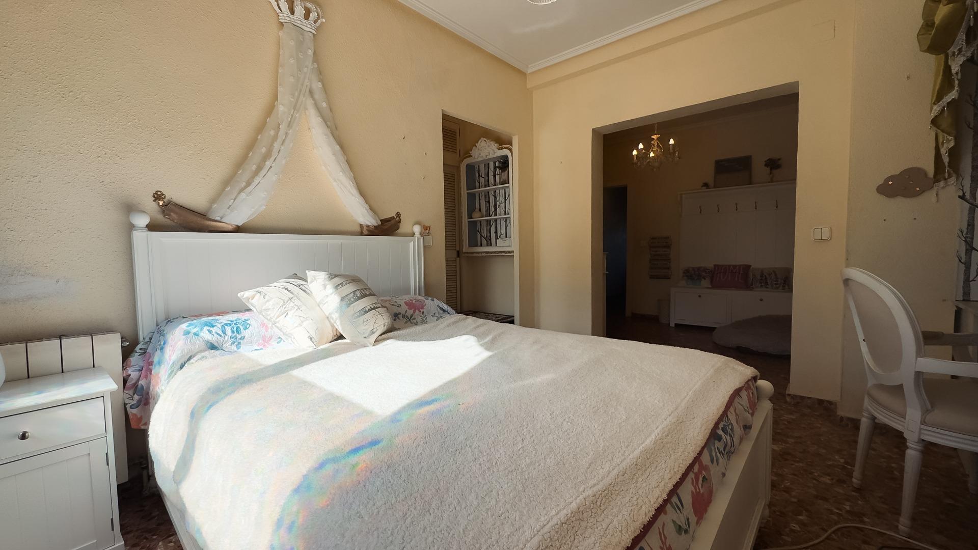 Chalet Espacioso en San Vicente del Raspeig - Oportunidad Única