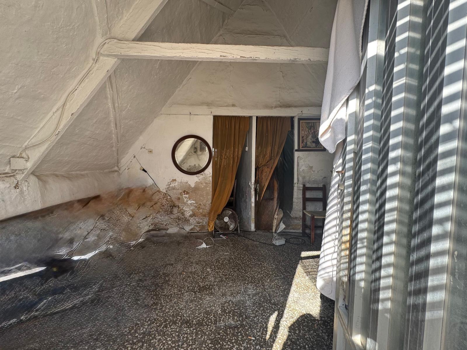 OPORTUNIDAD ÚNICA: VENTA DE DOS BARRACAS HISTÓRICAS EN LES PALMERETES, SUECA.