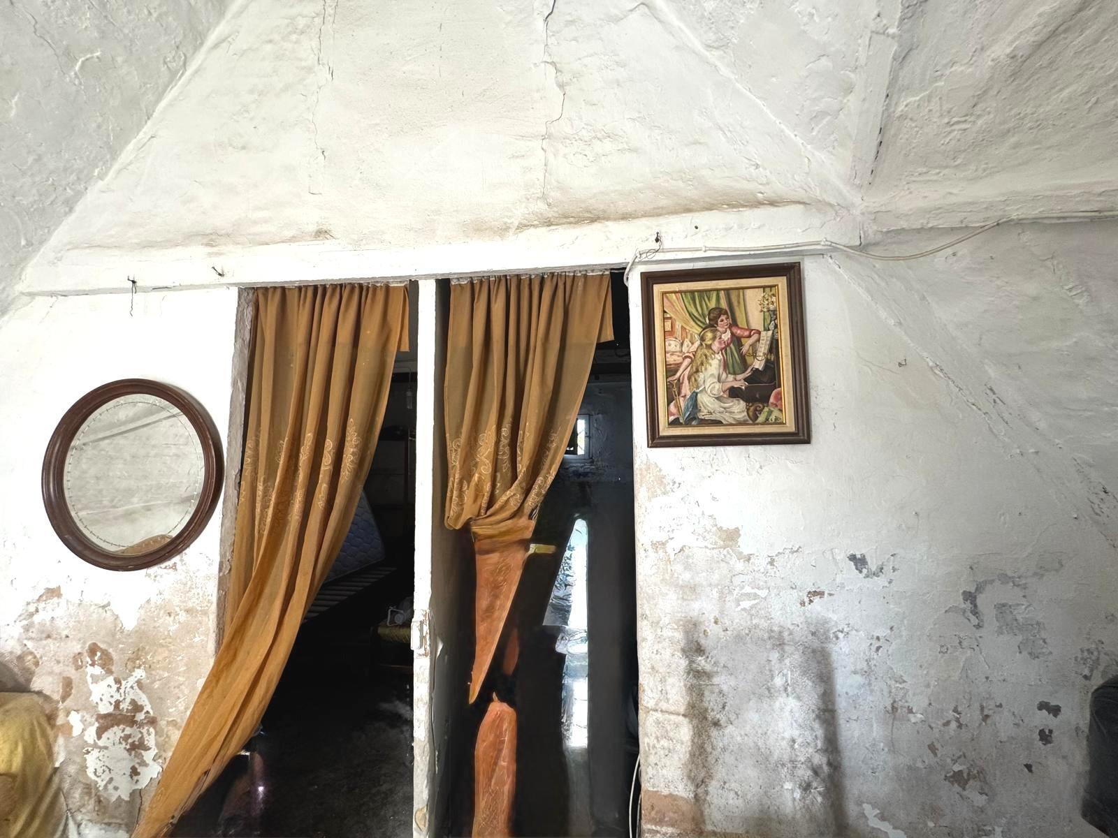 OPORTUNIDAD ÚNICA: VENTA DE DOS BARRACAS HISTÓRICAS EN LES PALMERETES, SUECA.