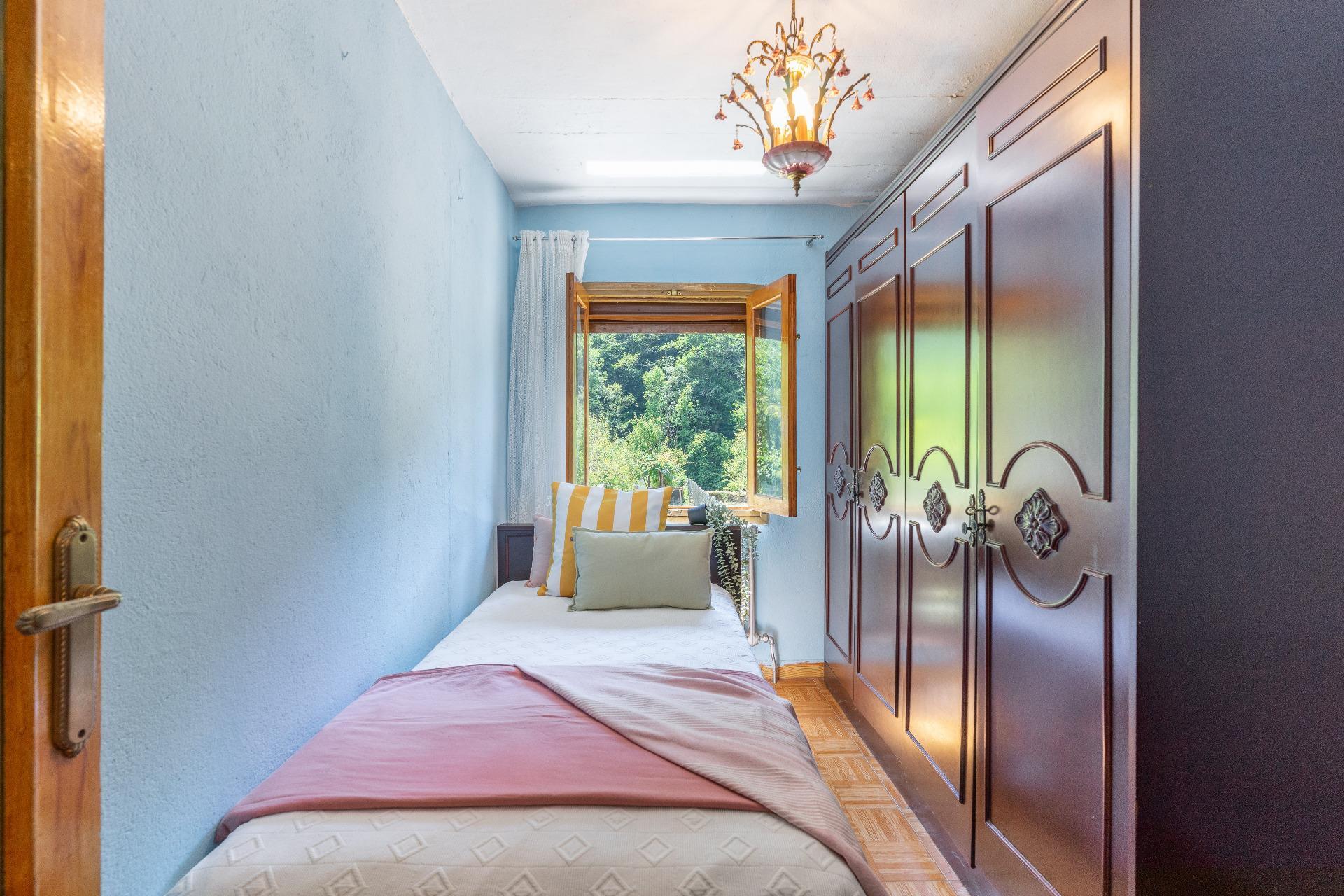 Casa con parcela a la orilla del río ¡lista para entrar a vivir!