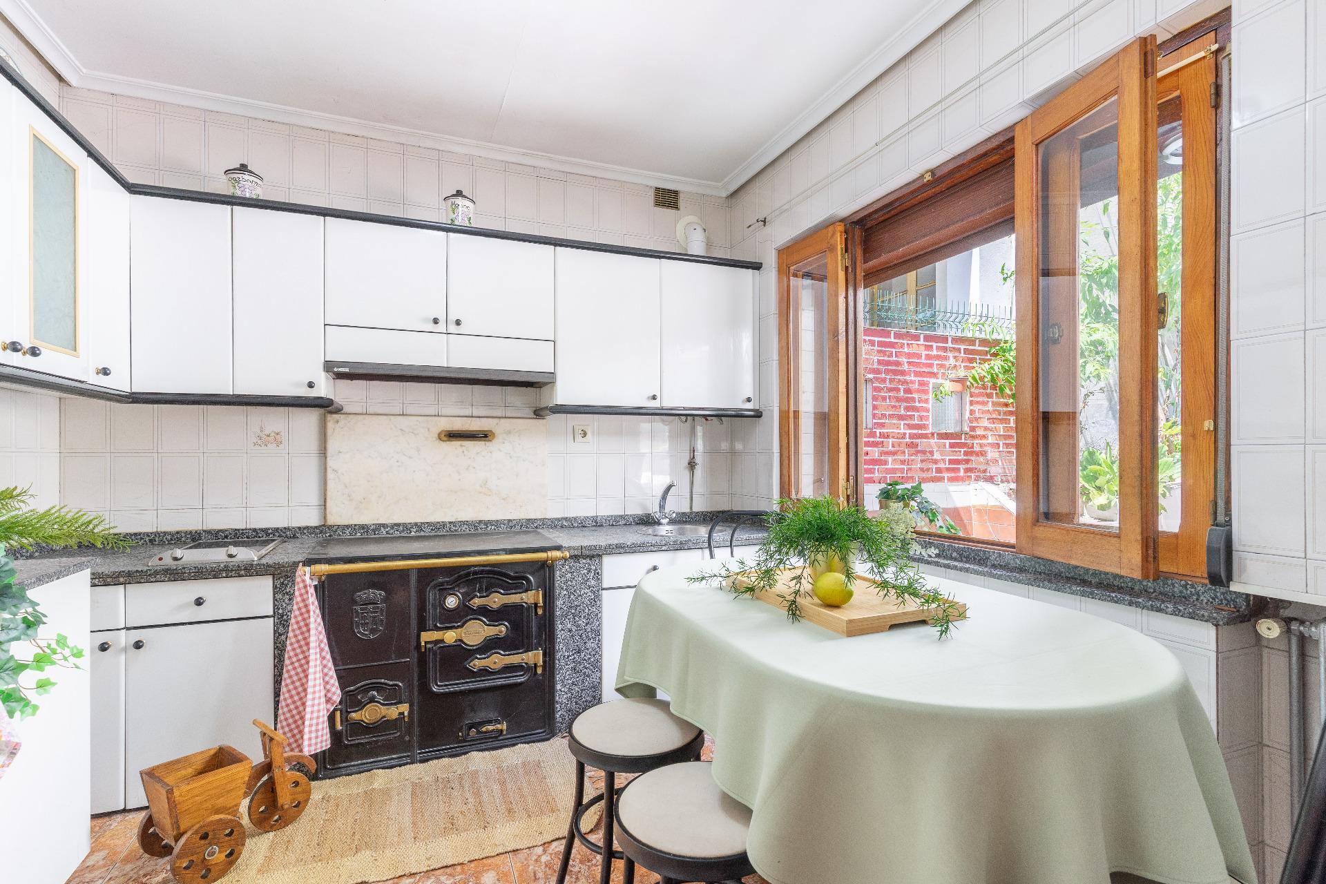 Casa con parcela a la orilla del río ¡lista para entrar a vivir!