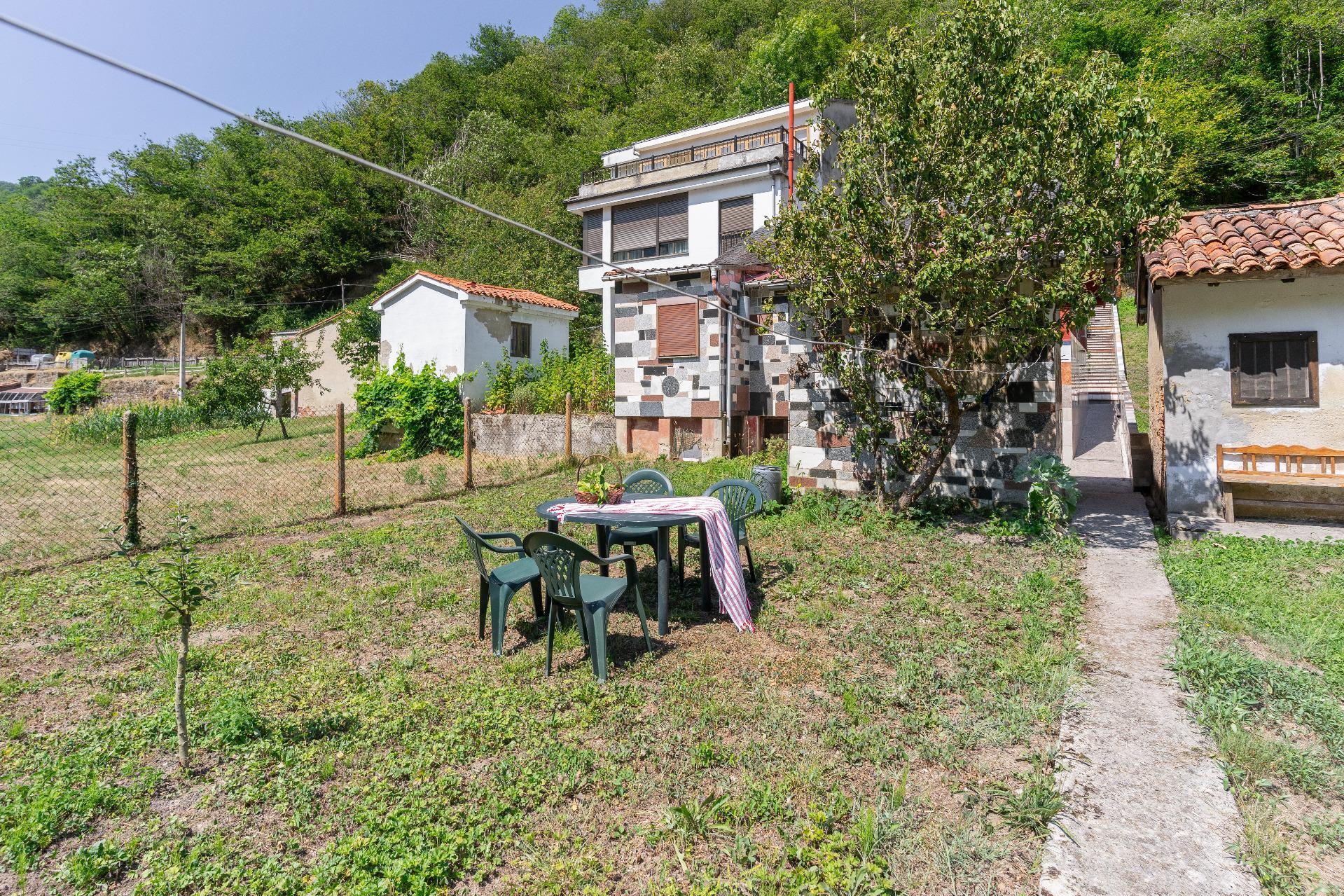 Casa con parcela a la orilla del río ¡lista para entrar a vivir!