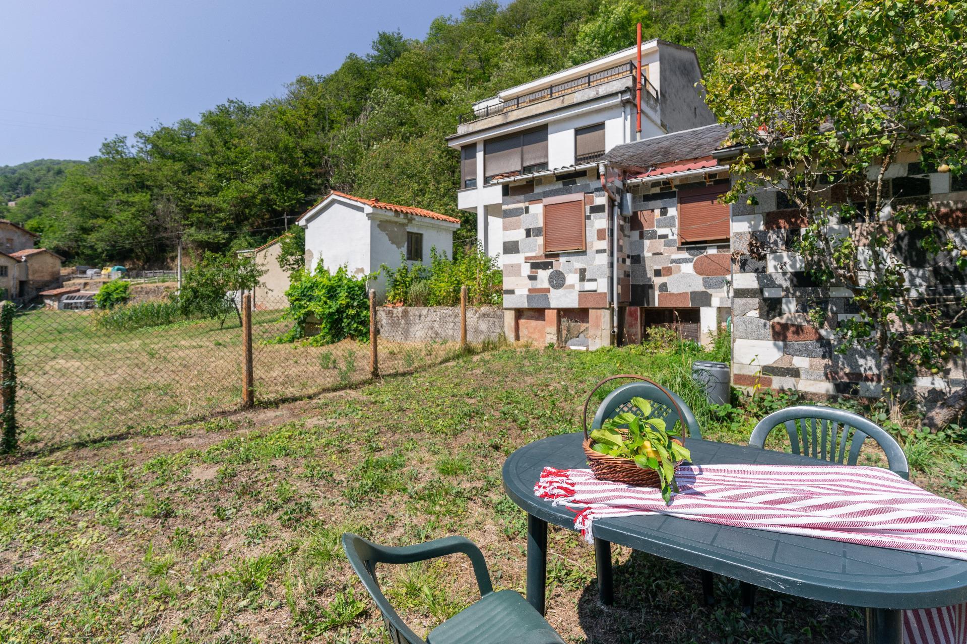 Casa con parcela a la orilla del río ¡lista para entrar a vivir!