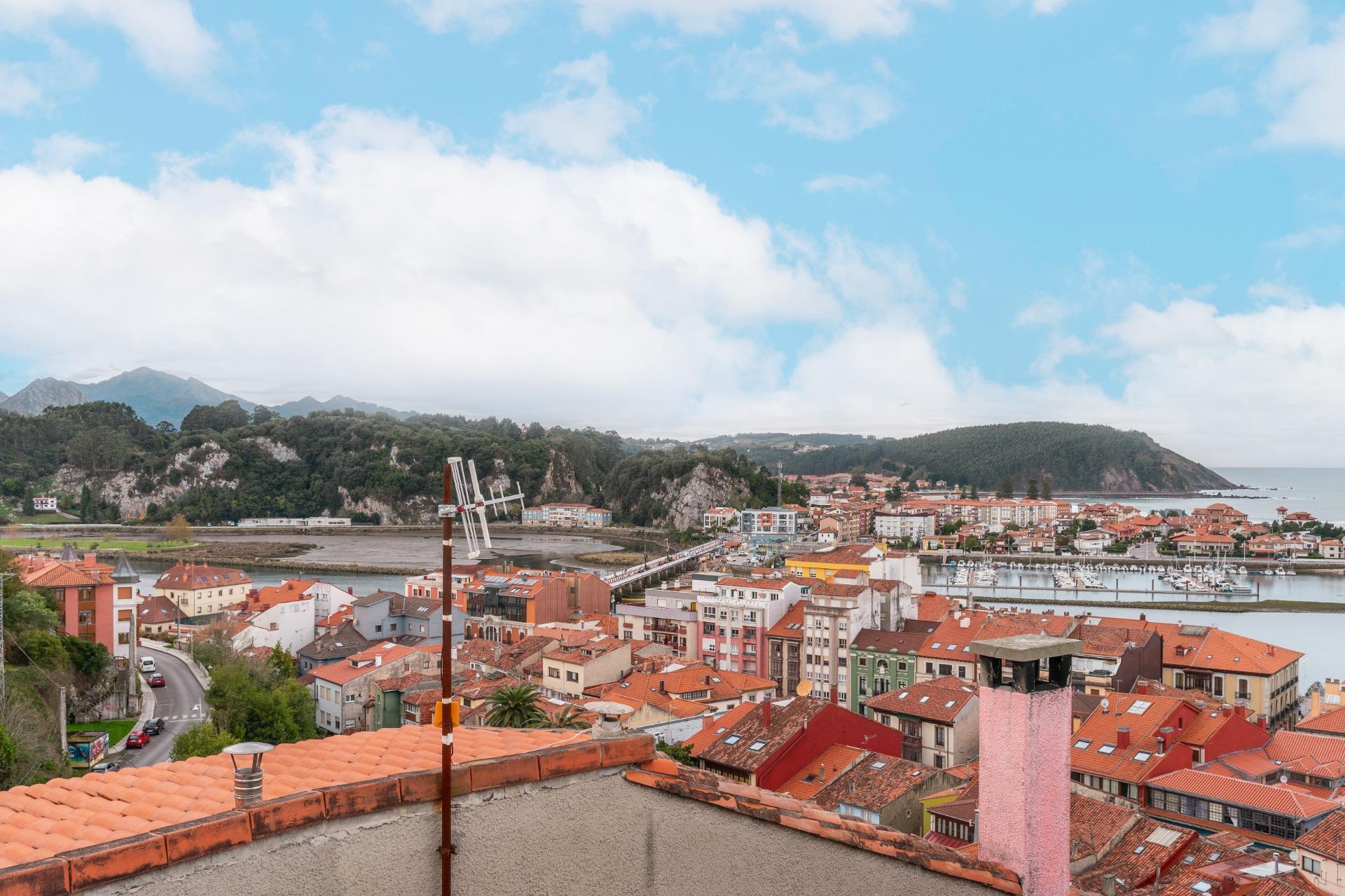 A un paso del centro de Ribadesella..pero con la tranquilidad y las vistas de un mirador natural