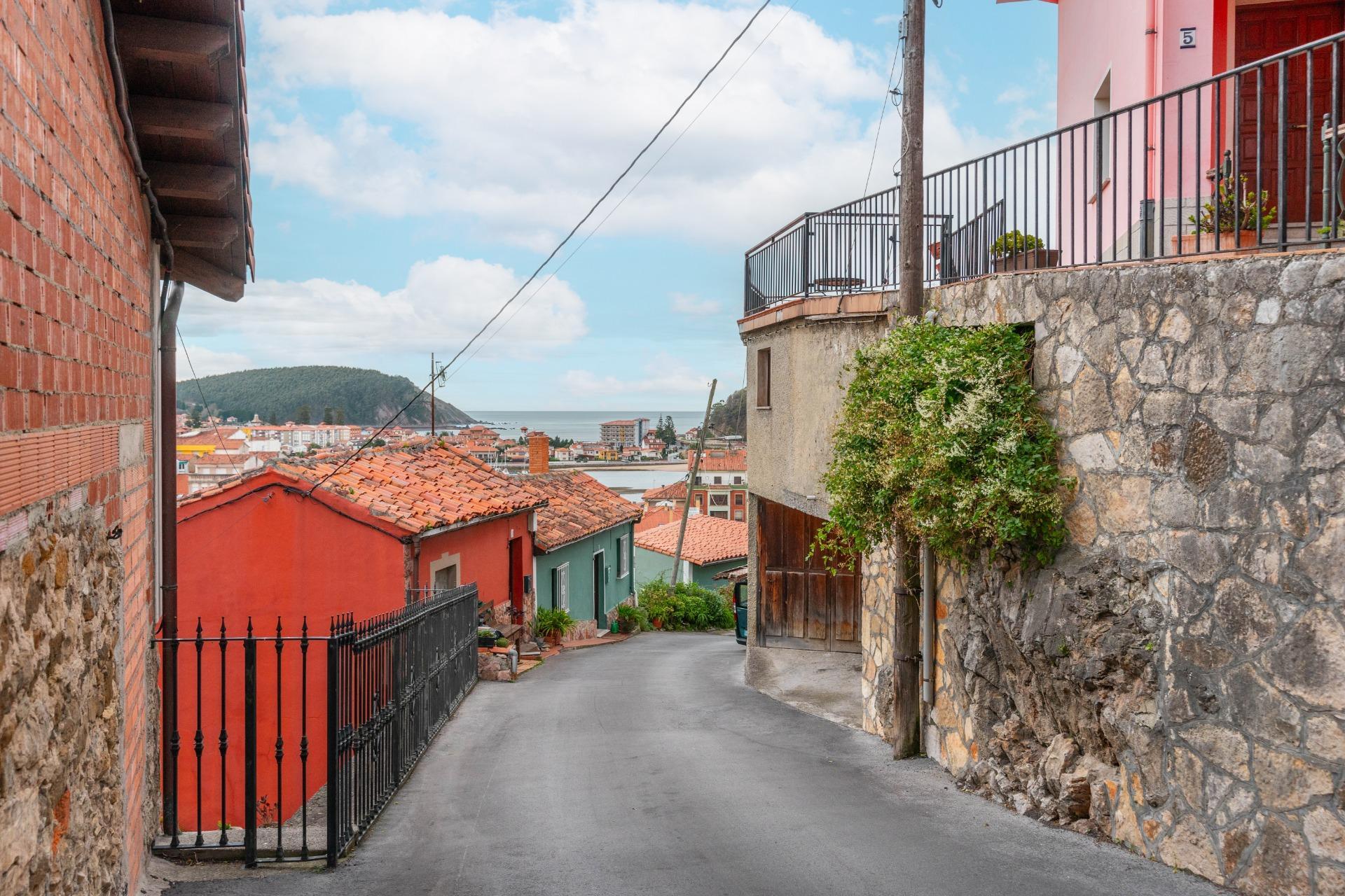 A un paso del centro de Ribadesella..pero con la tranquilidad y las vistas de un mirador natural