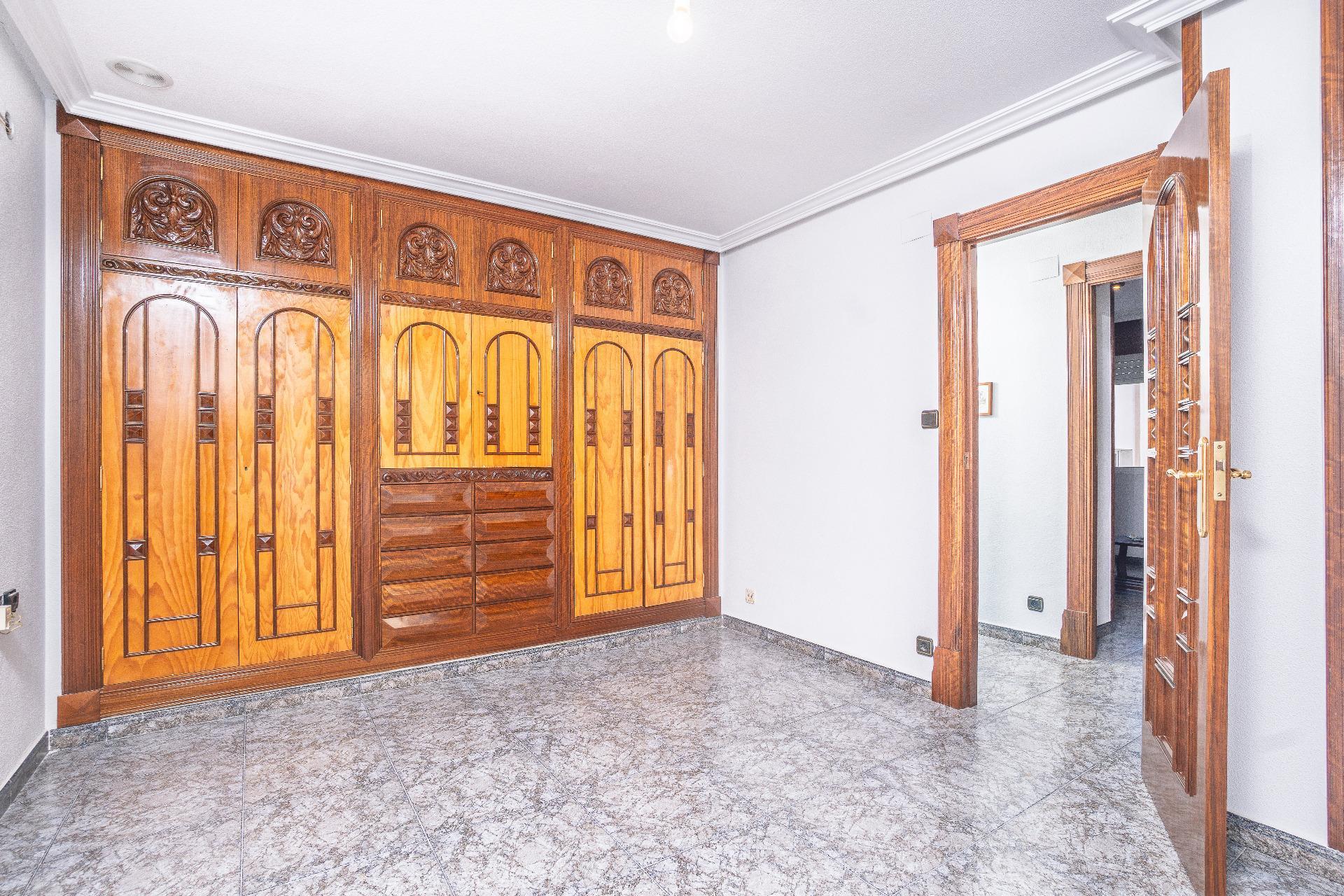 Amplio y Céntrico Piso en Aspe - Ideal para Familias