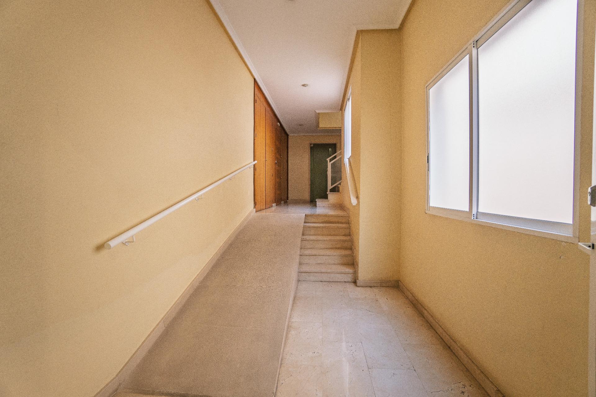 Amplio y Céntrico Piso en Aspe - Ideal para Familias